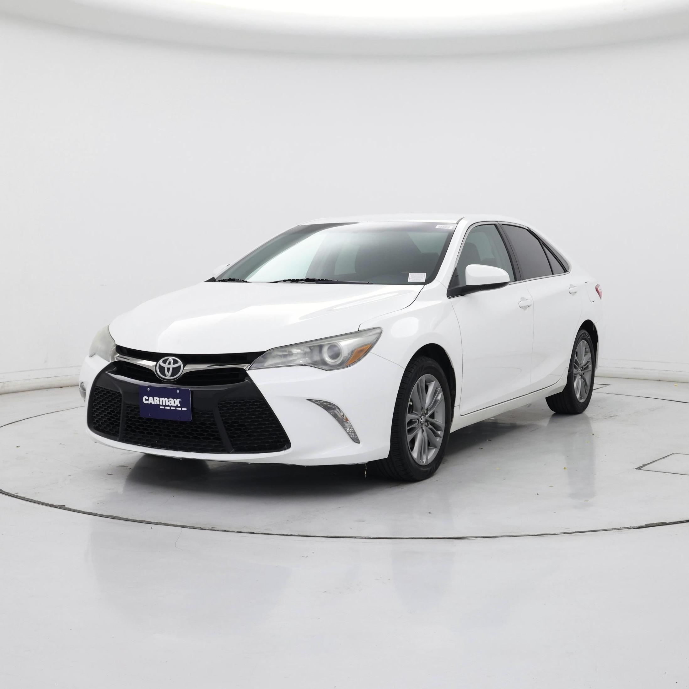 Thumbnail: 2016 Toyota Camry - 4