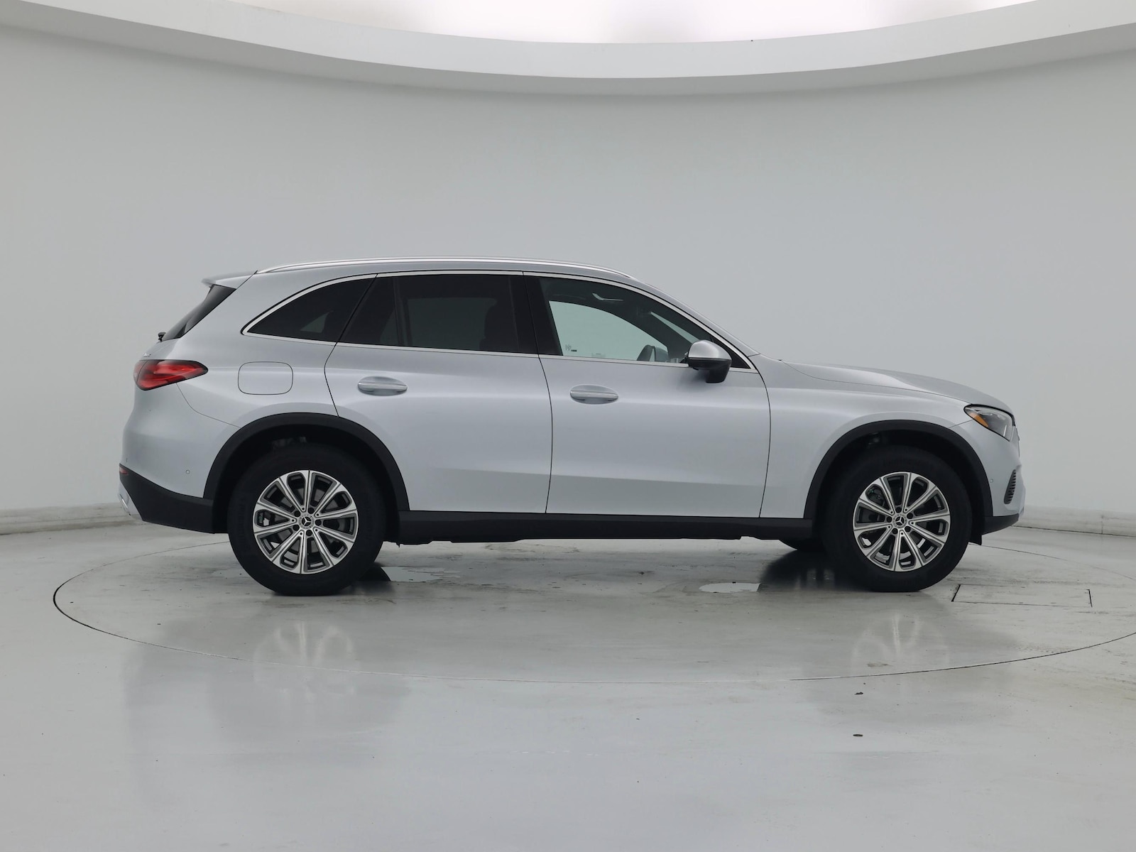 2023 Mercedes-Benz GLC GLC 300 - Photo 8