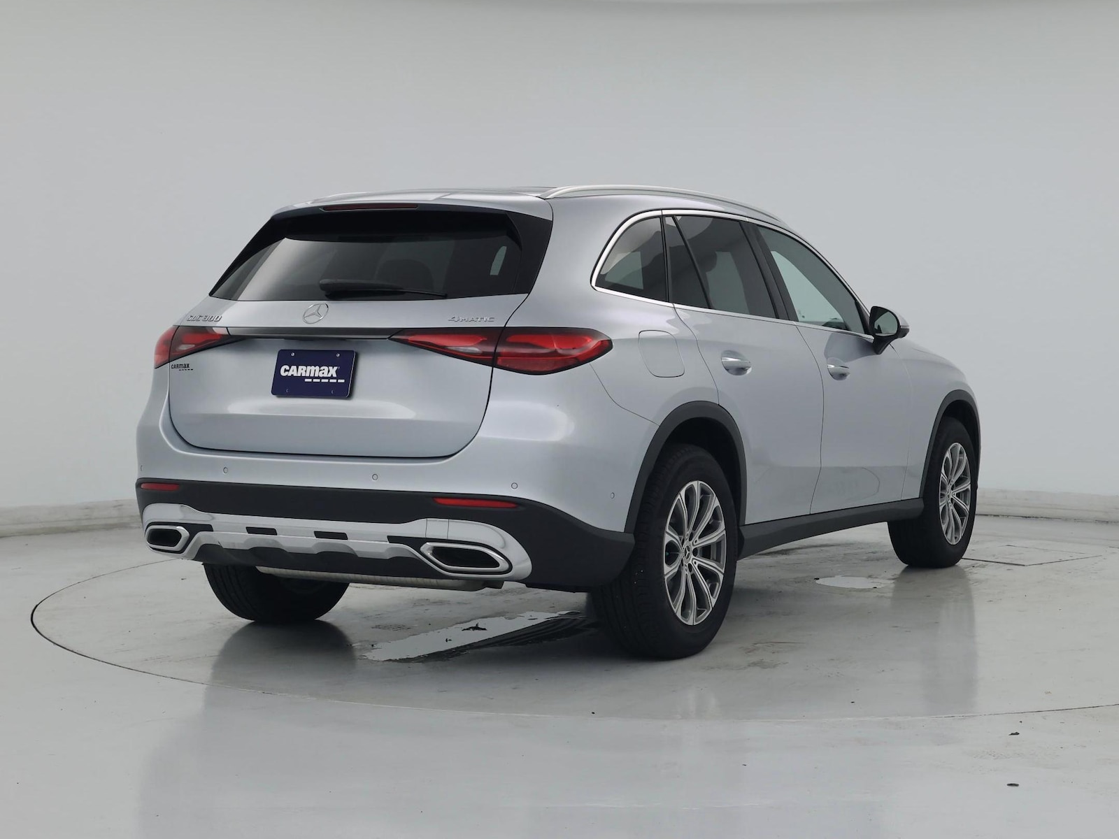 2023 Mercedes-Benz GLC GLC 300 - Photo 9