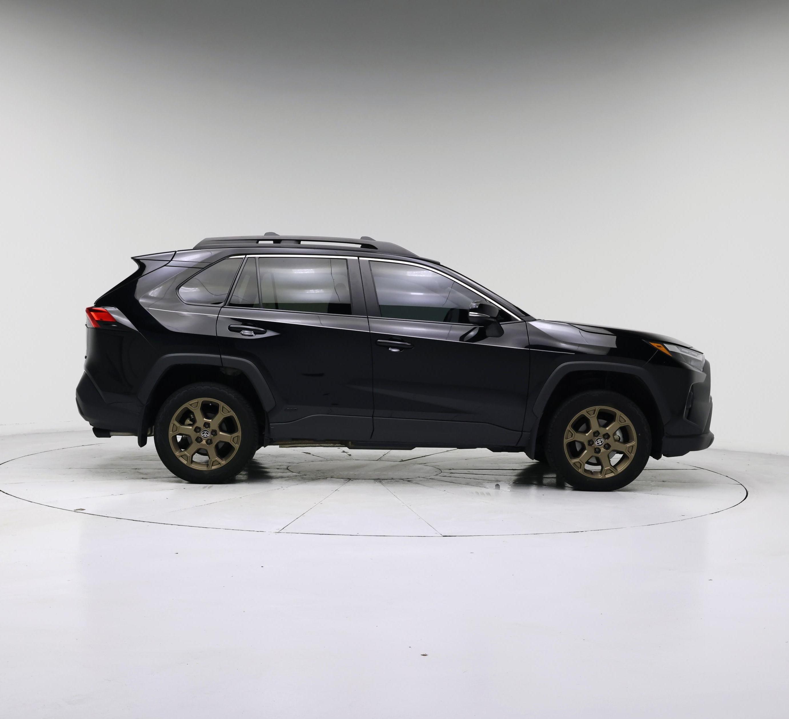 Thumbnail: 2023 Toyota RAV4 - 7