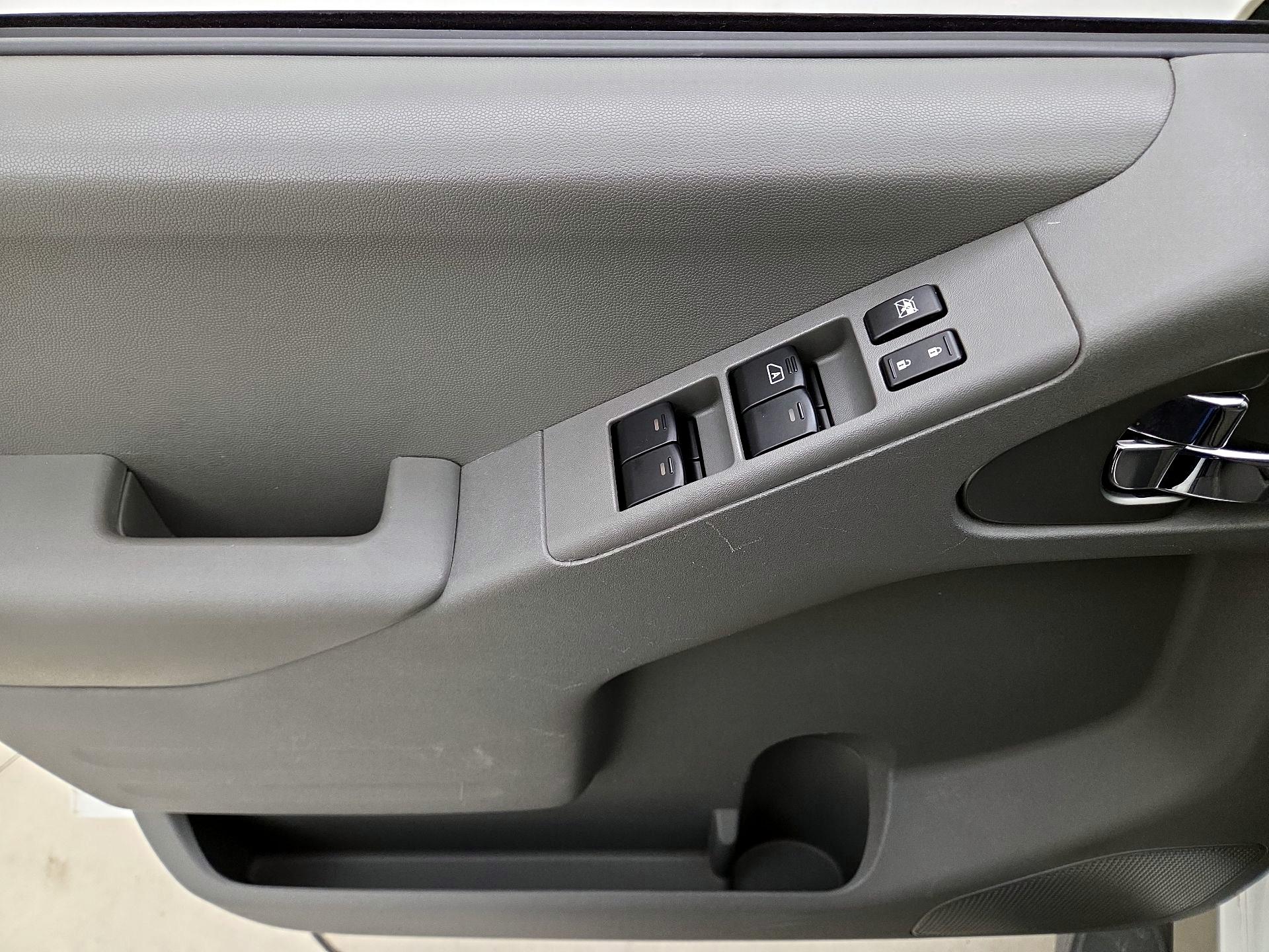 Thumbnail: 2017 Nissan Frontier - 12
