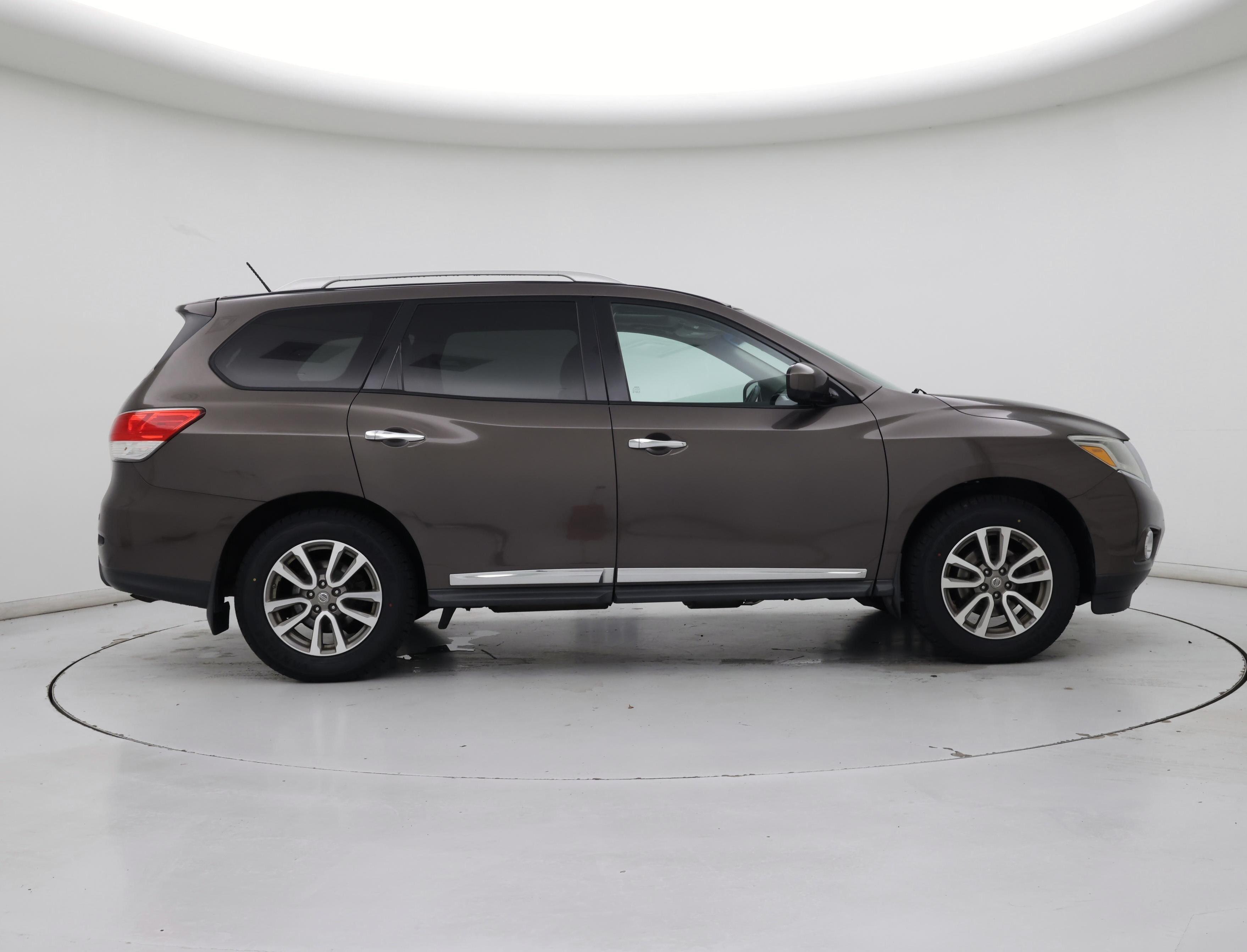 Thumbnail: 2015 Nissan Pathfinder - 7