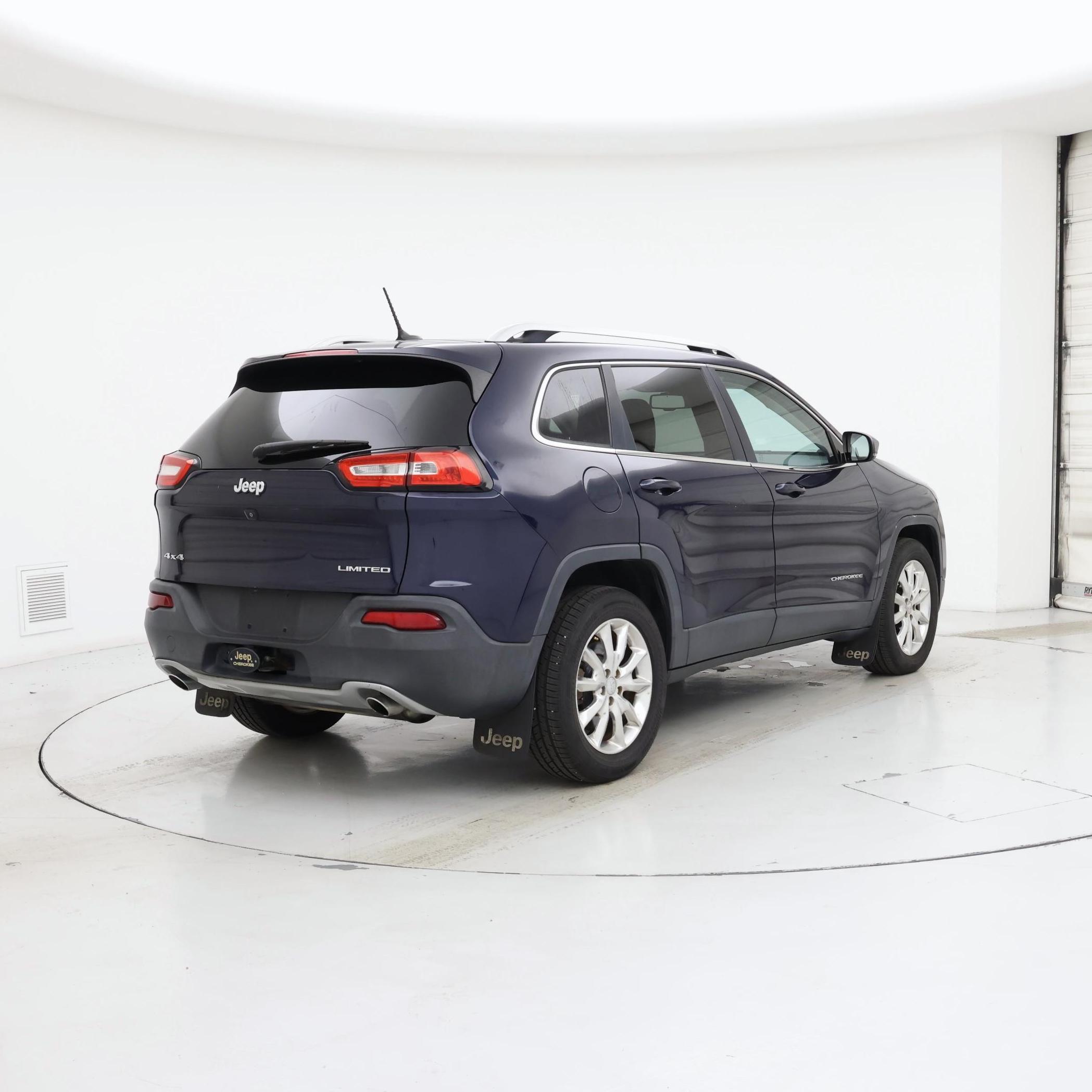 Thumbnail: 2014 Jeep Cherokee - 8