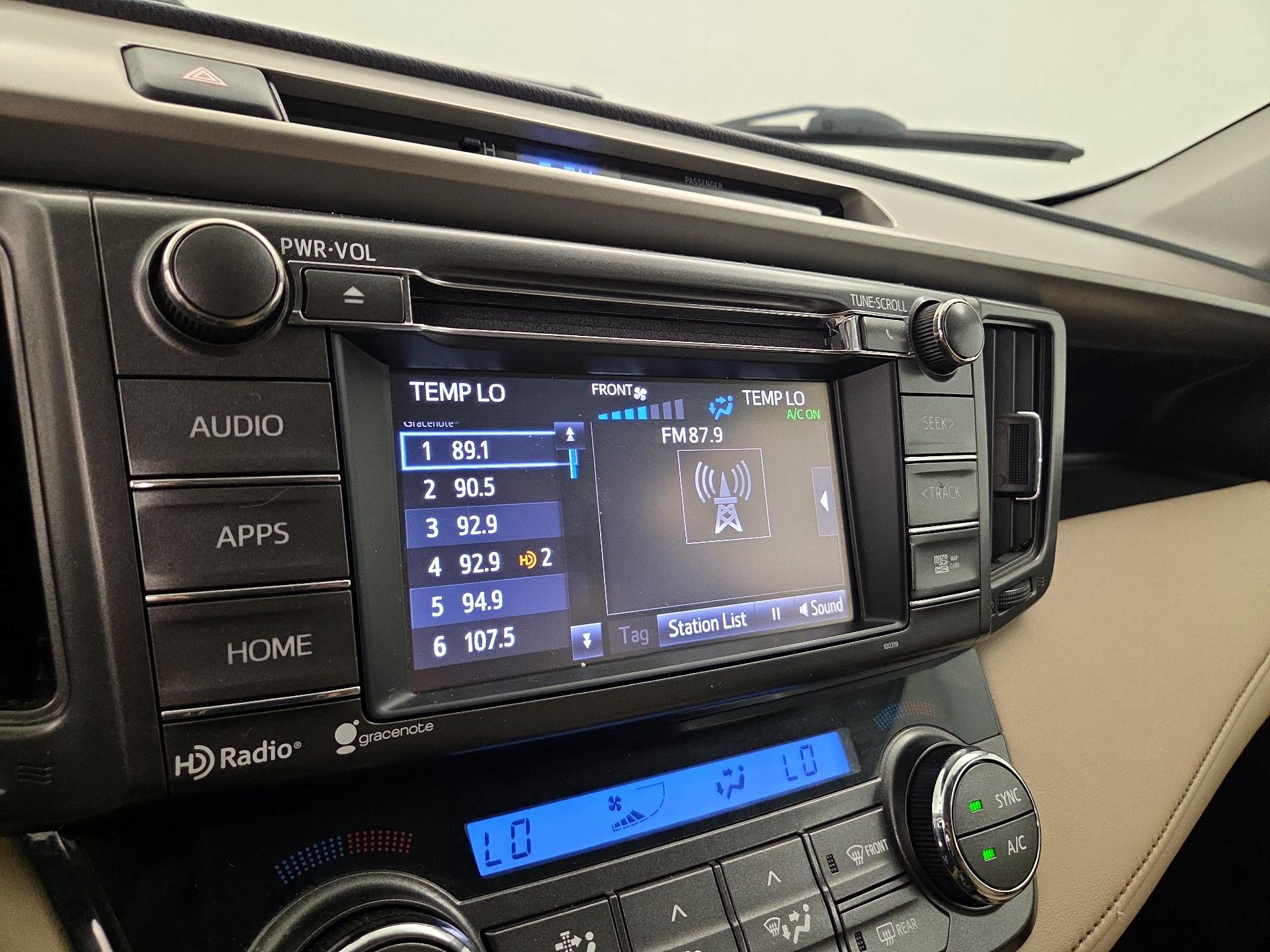 Thumbnail: 2015 Toyota RAV4 - 16