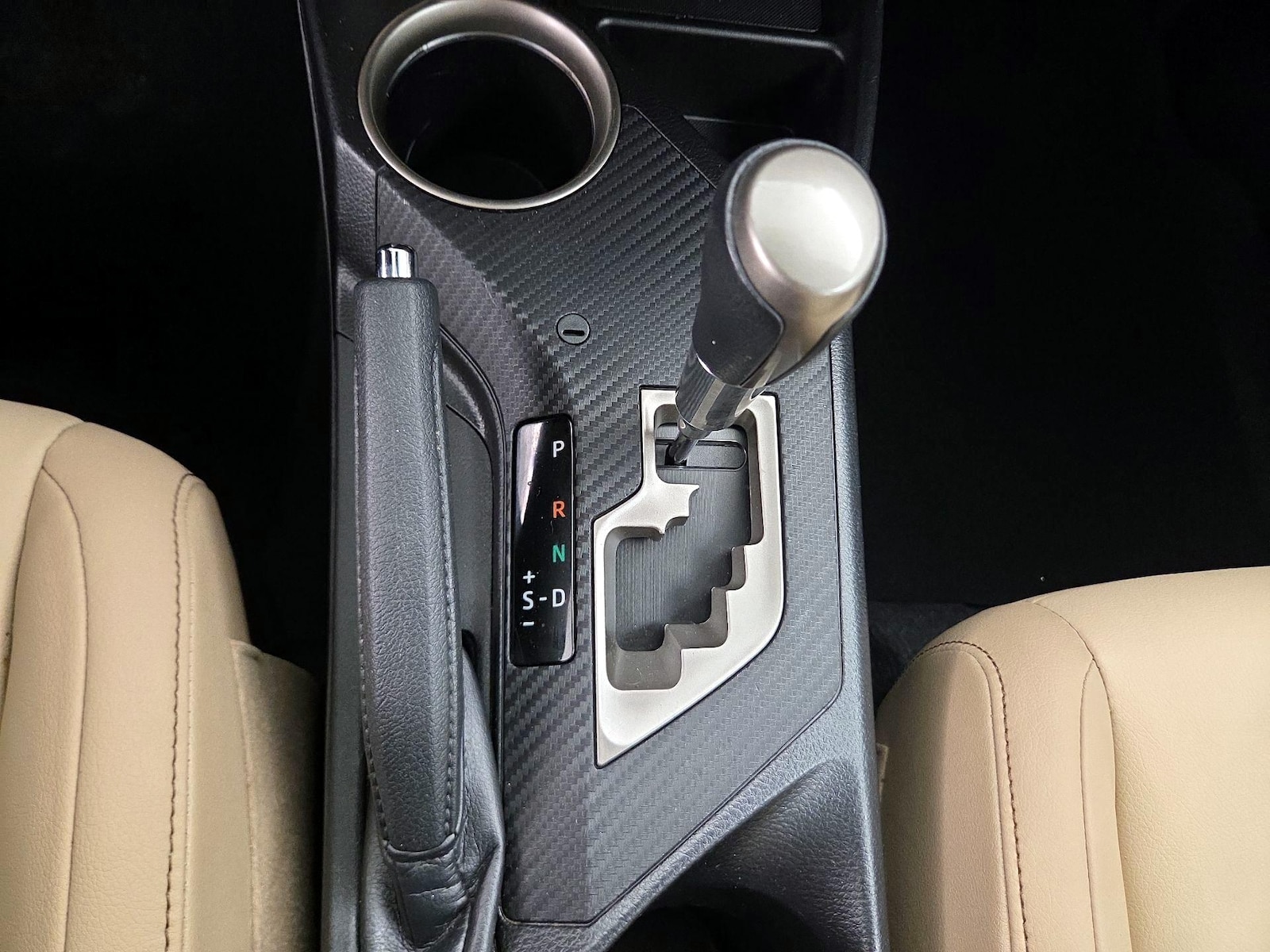 2015 Toyota RAV4 Limited - Photo 19