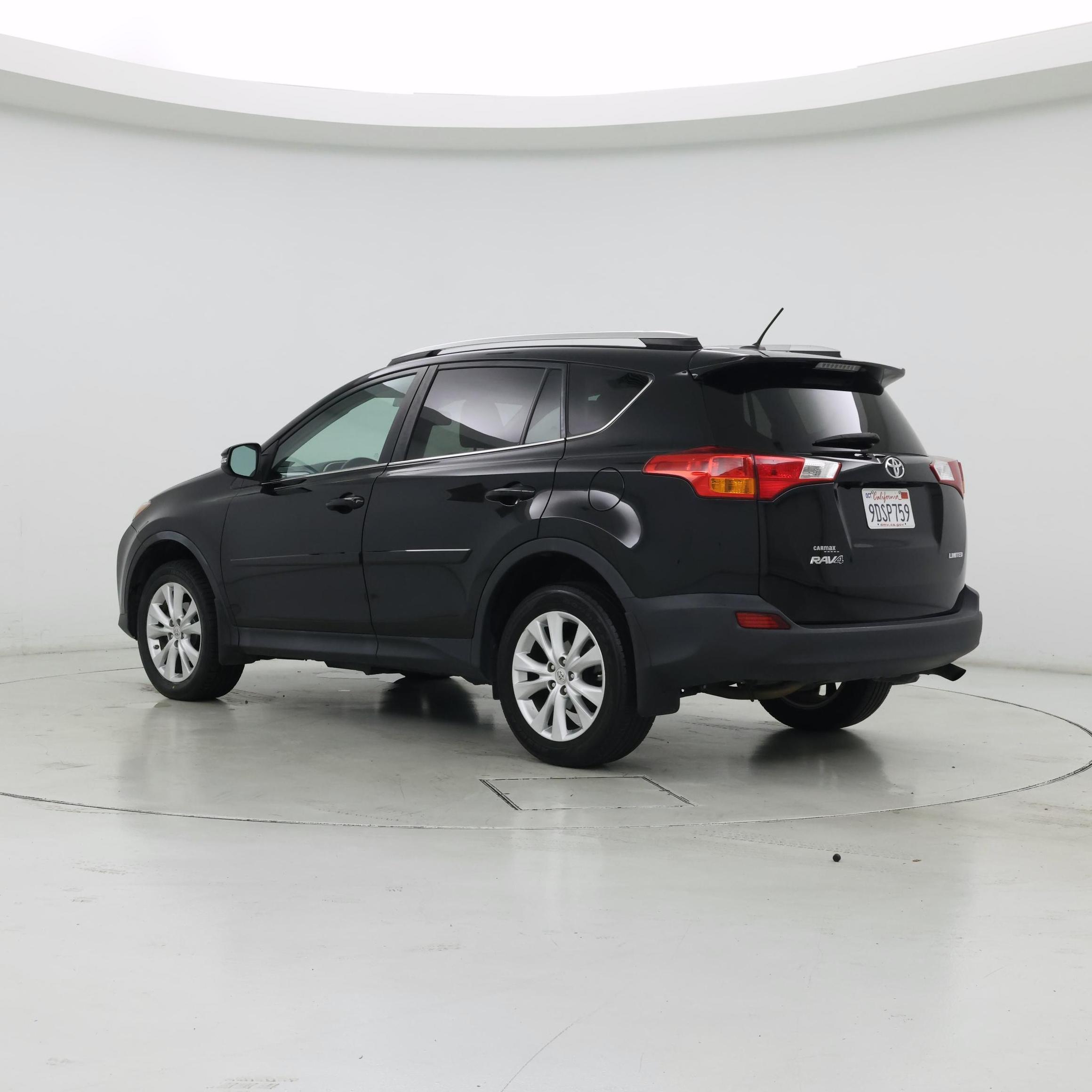 Thumbnail: 2015 Toyota RAV4 - 2