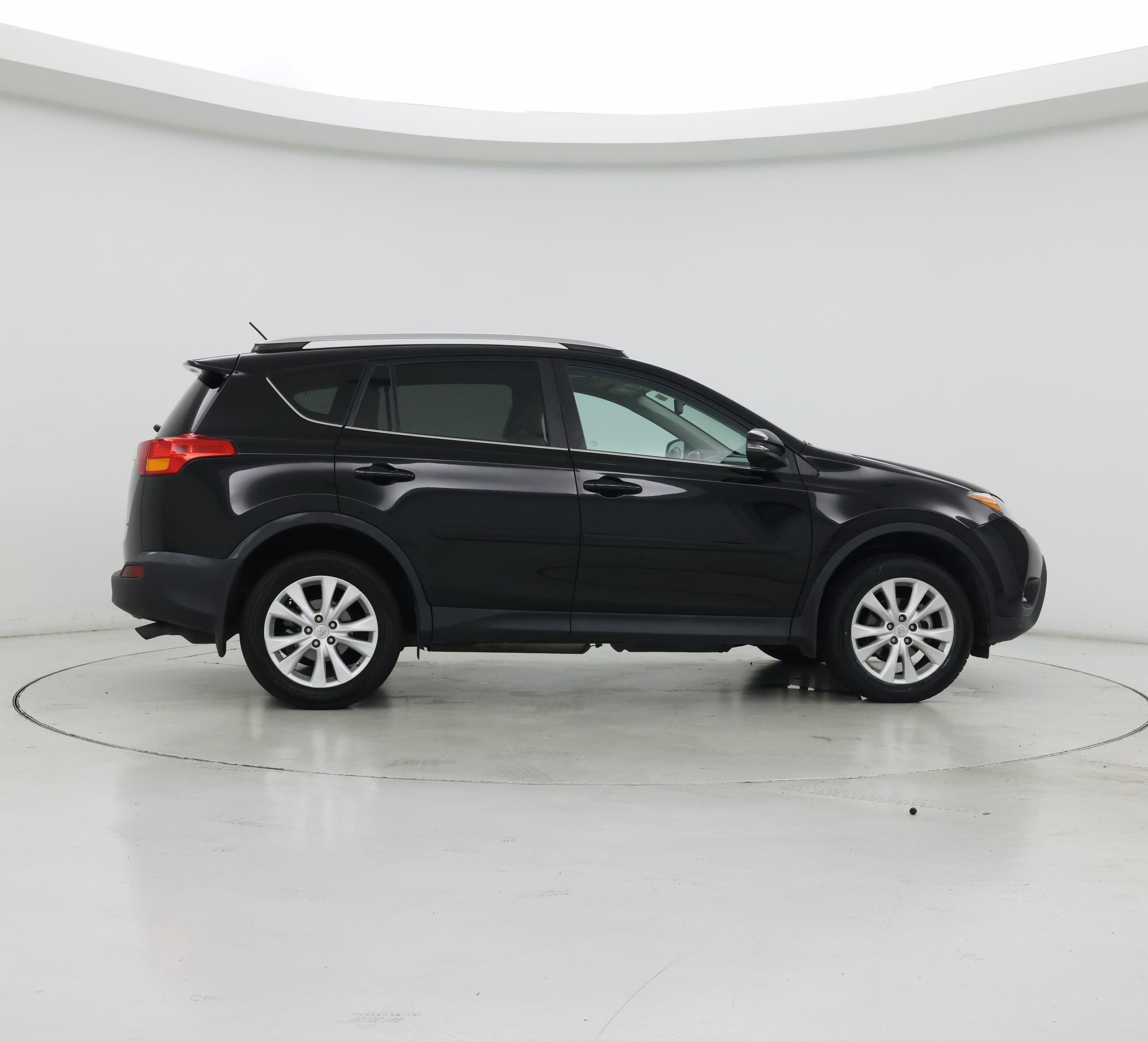 Thumbnail: 2015 Toyota RAV4 - 7