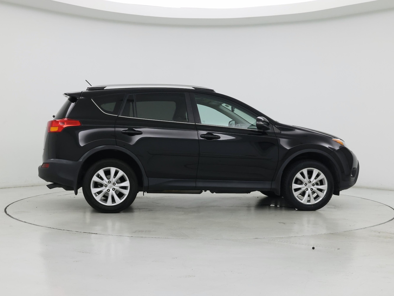 2015 Toyota RAV4 Limited - Photo 8