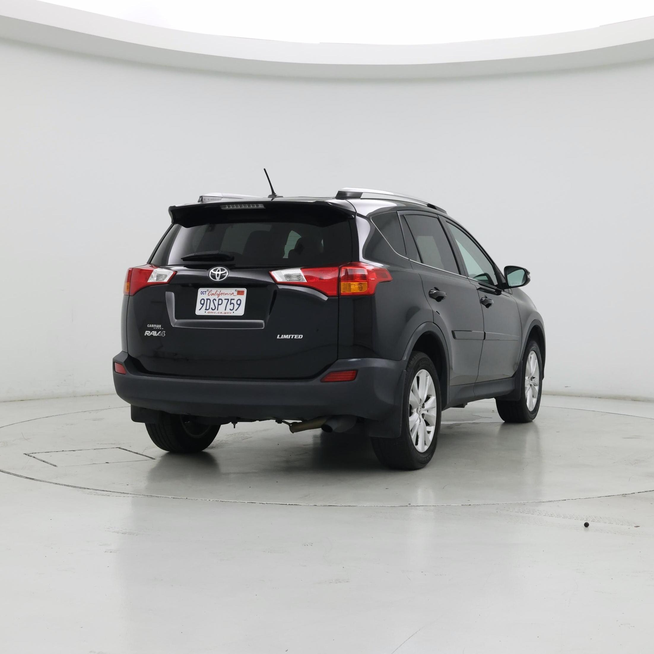 Thumbnail: 2015 Toyota RAV4 - 8