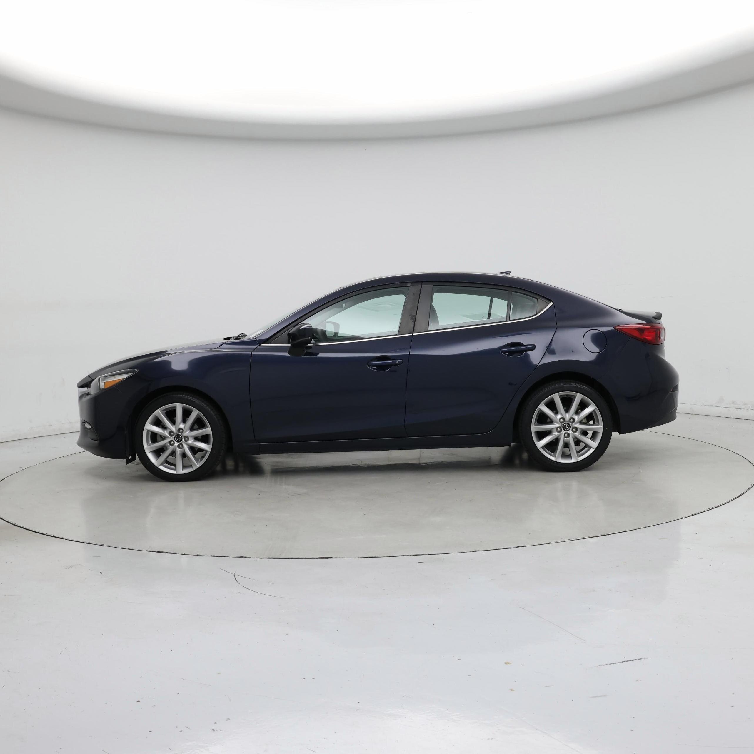 Thumbnail: 2017 Mazda Mazda3 - 3