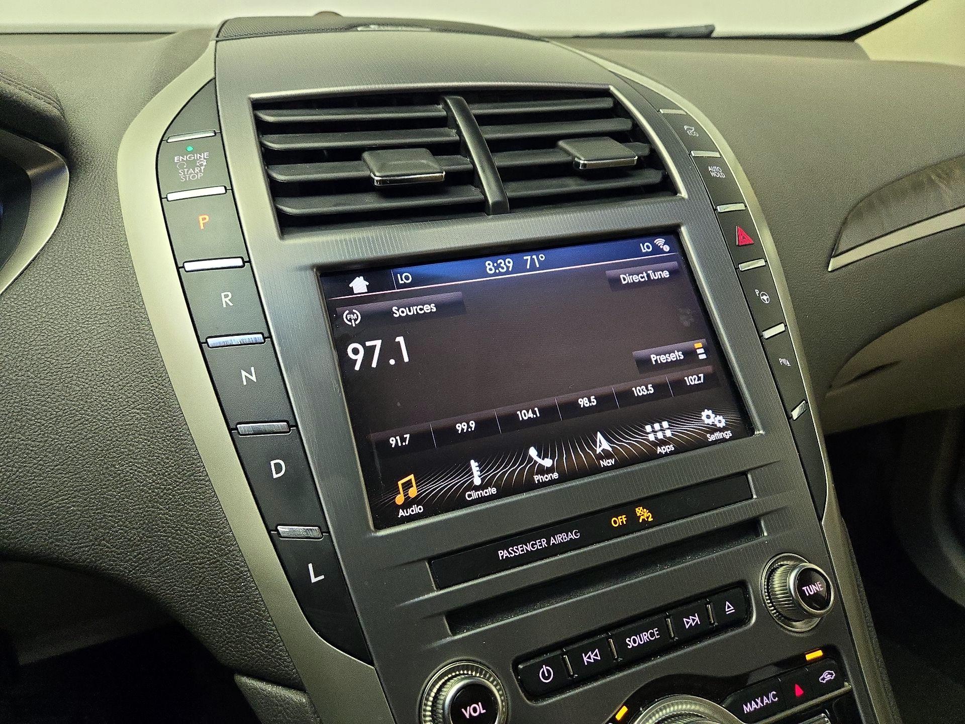 Thumbnail: 2017 Lincoln MKZ - 16