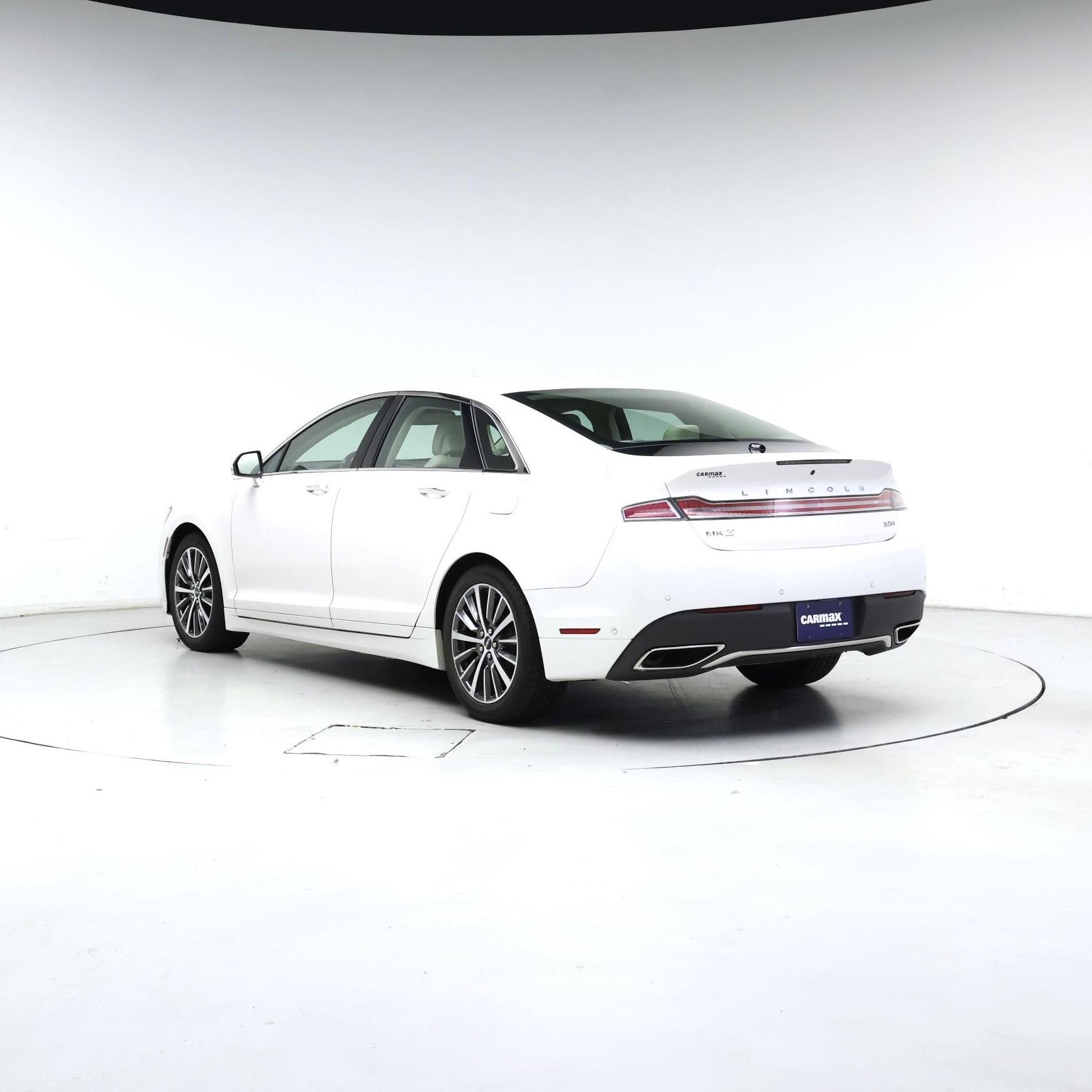 Thumbnail: 2017 Lincoln MKZ - 2