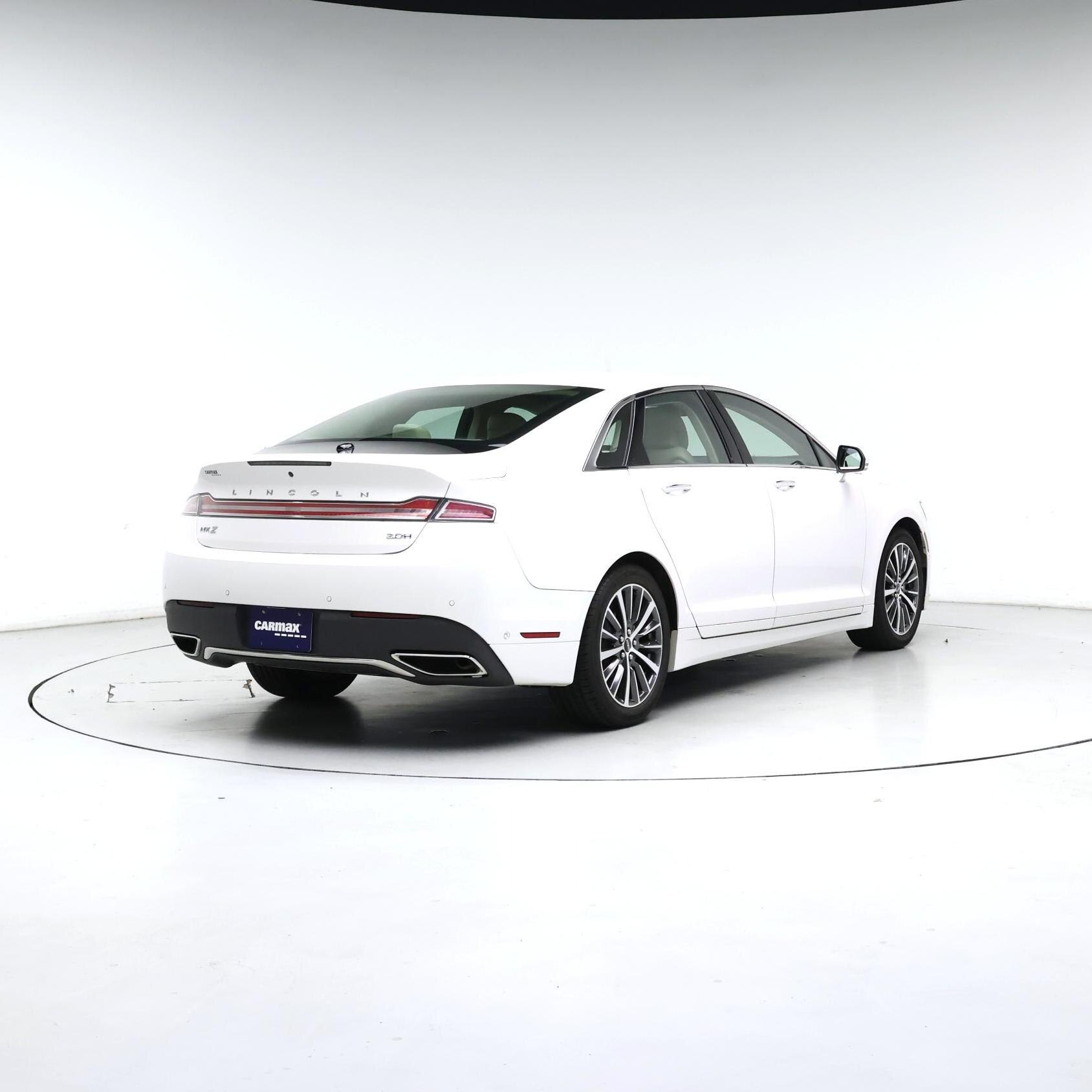 Thumbnail: 2017 Lincoln MKZ - 8