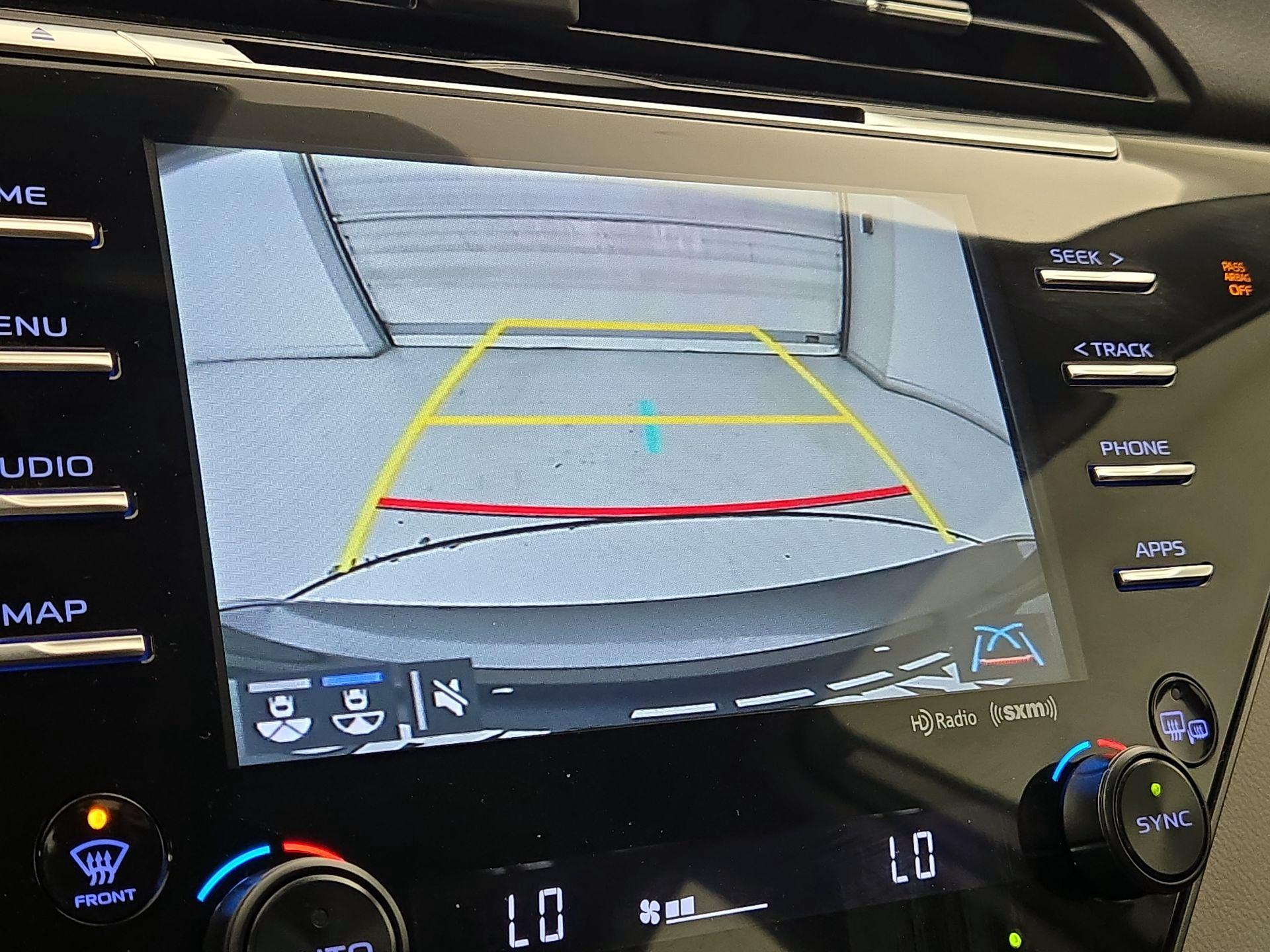 Thumbnail: 2019 Toyota Camry - 14