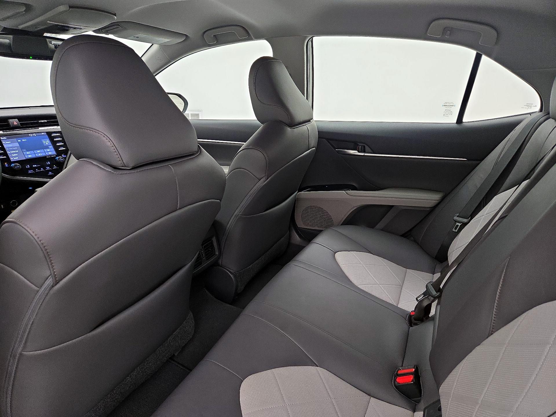 Thumbnail: 2019 Toyota Camry - 19