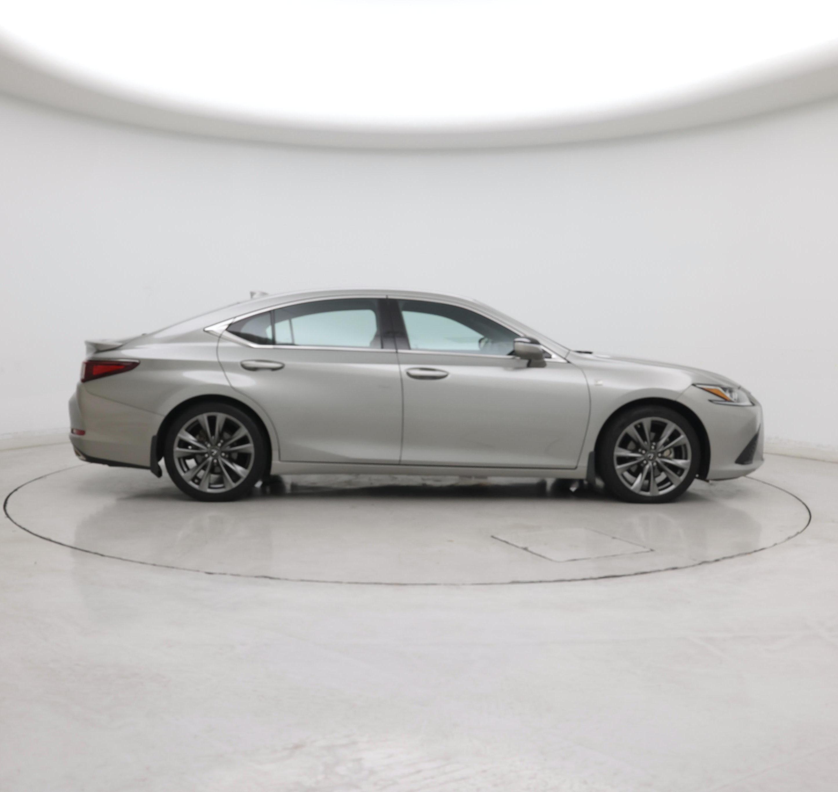 Thumbnail: 2021 Lexus ES - 7