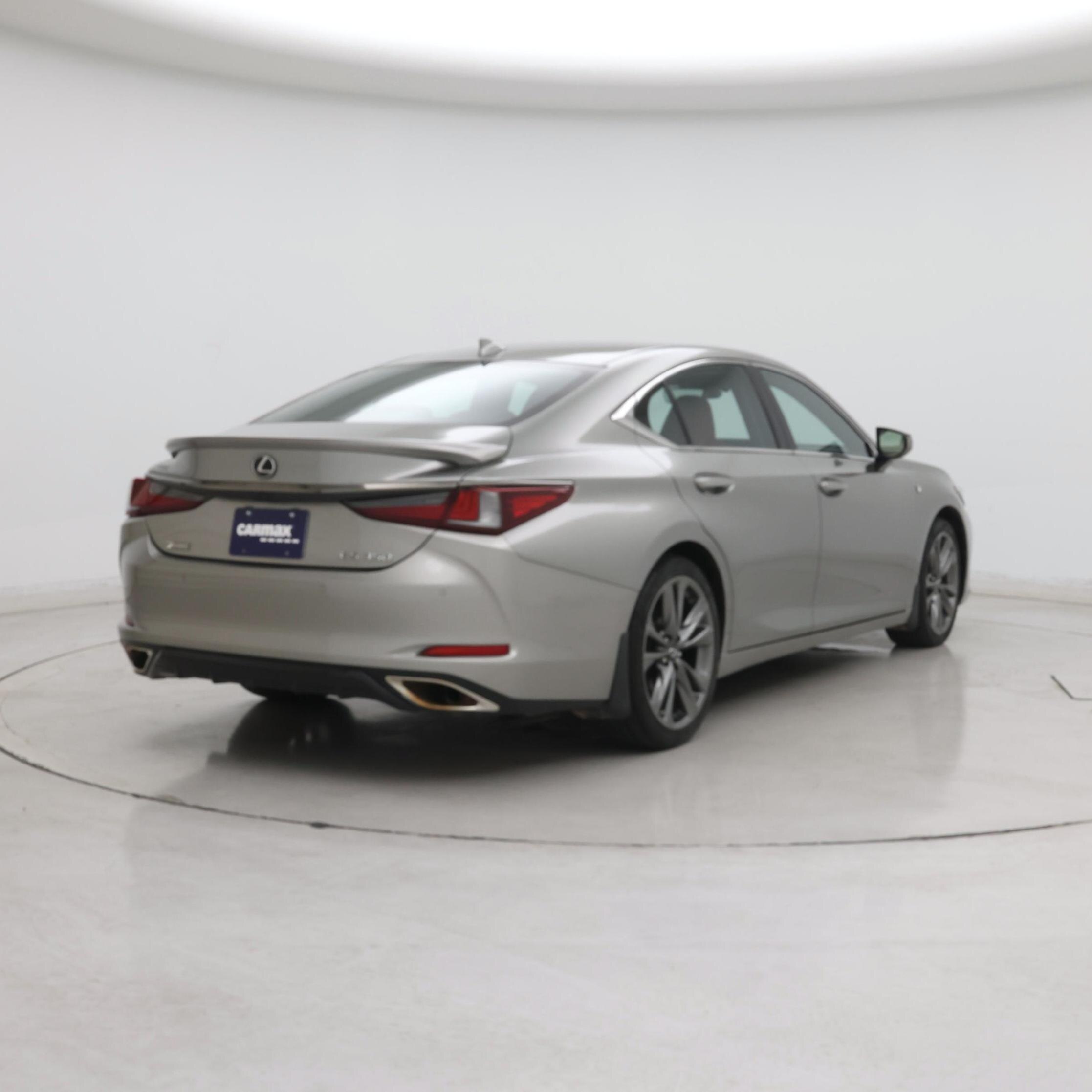 Thumbnail: 2021 Lexus ES - 8
