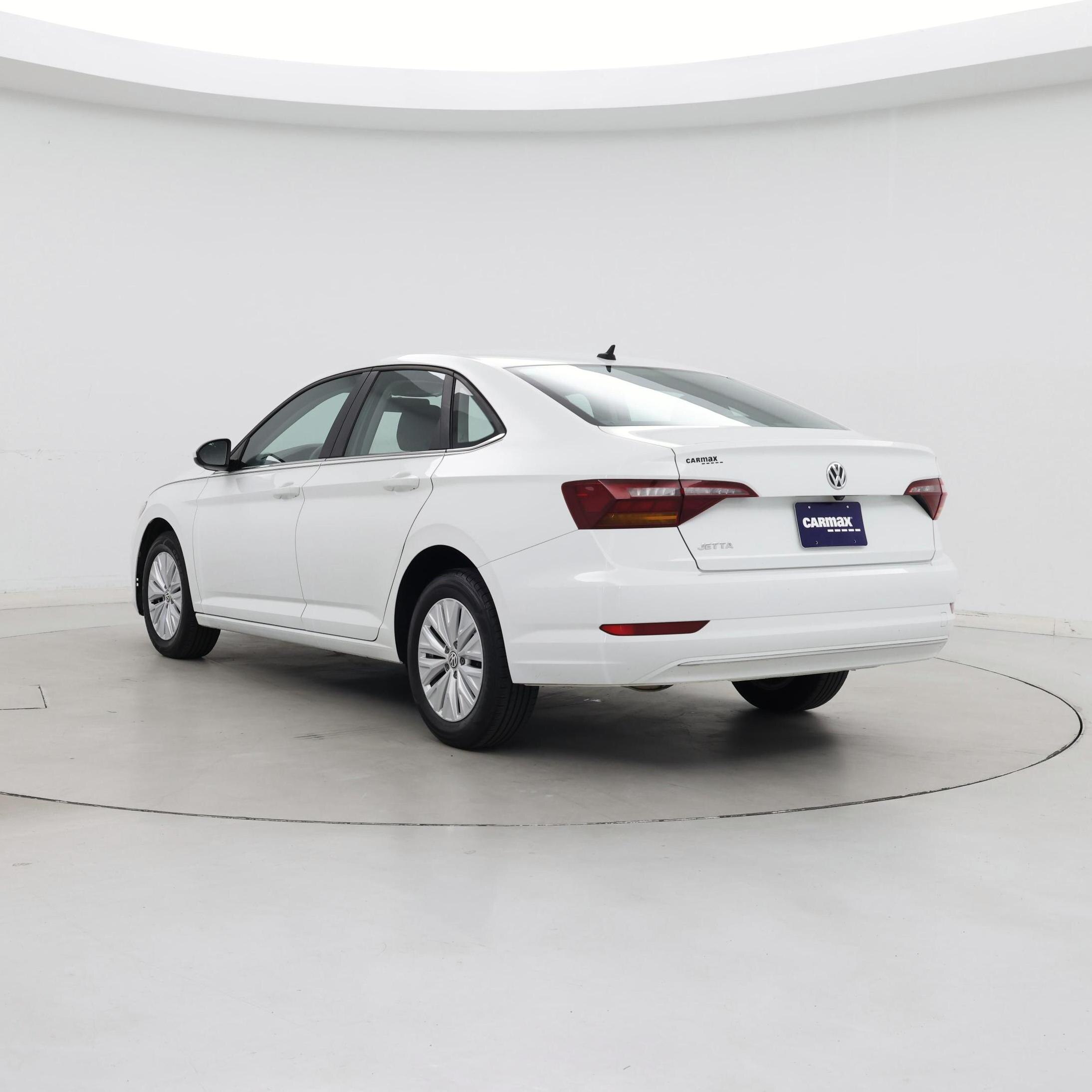 Thumbnail: 2019 Volkswagen Jetta - 2
