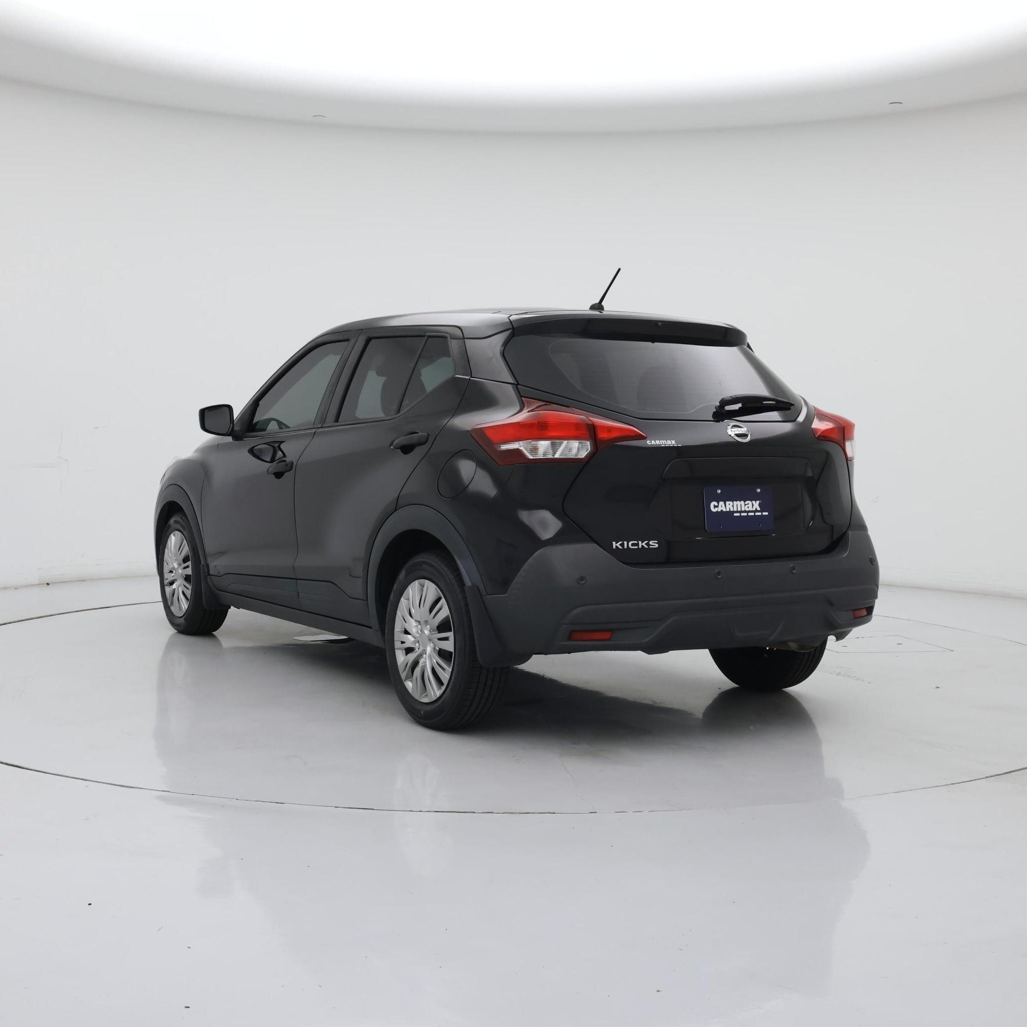 Thumbnail: 2020 Nissan Kicks - 2