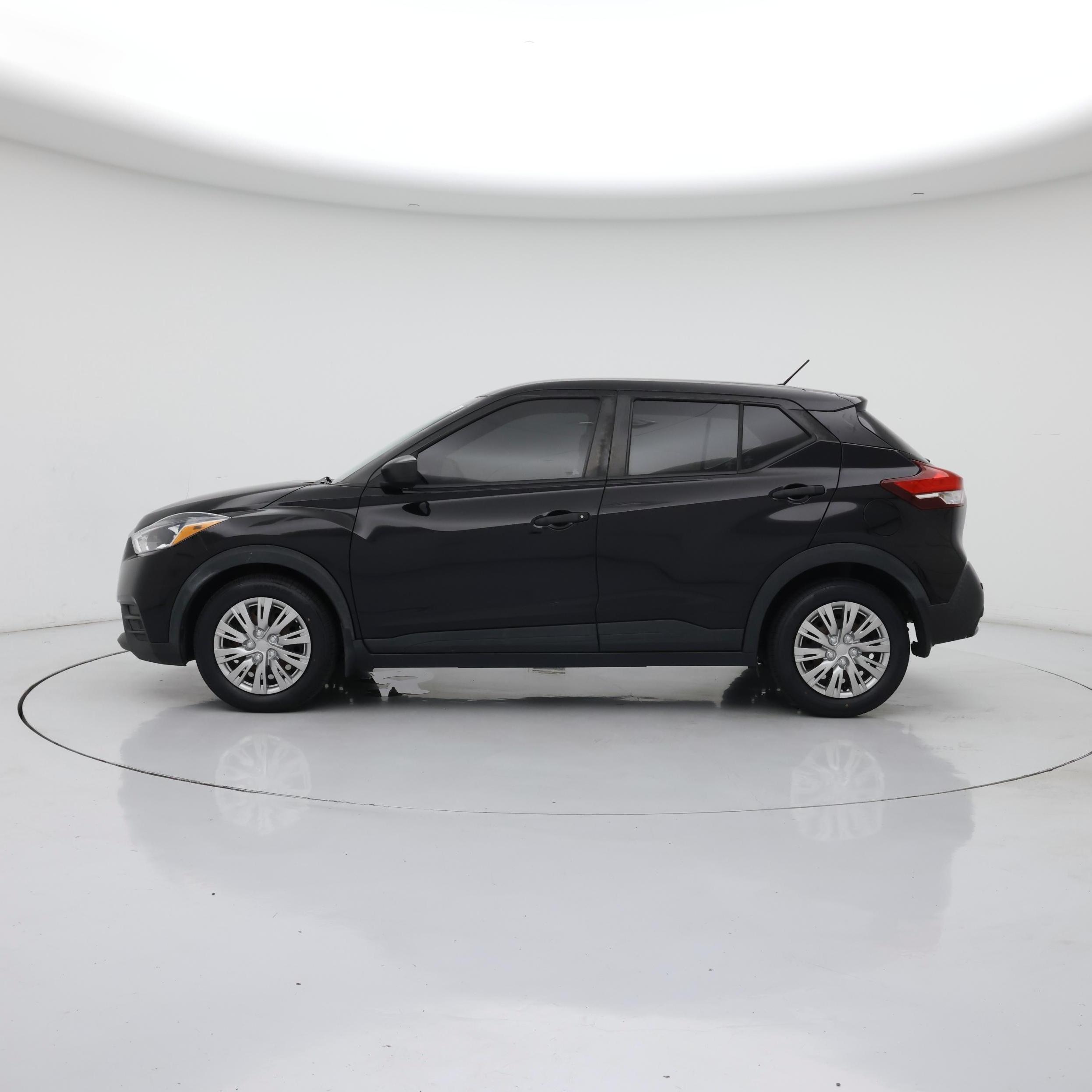 Thumbnail: 2020 Nissan Kicks - 3