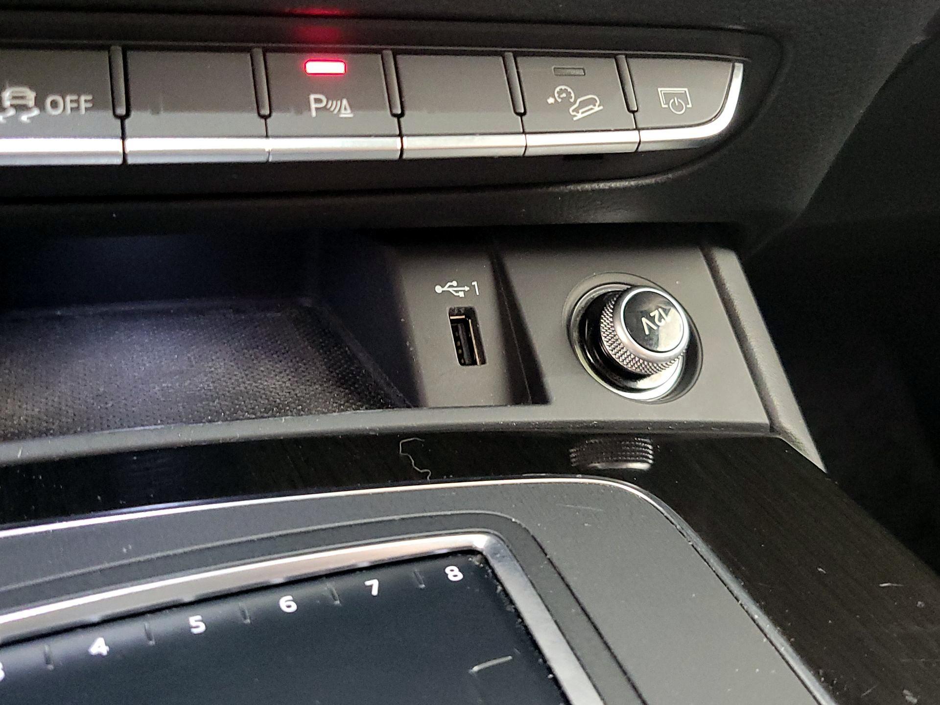 Thumbnail: 2018 Audi Q5 - 19