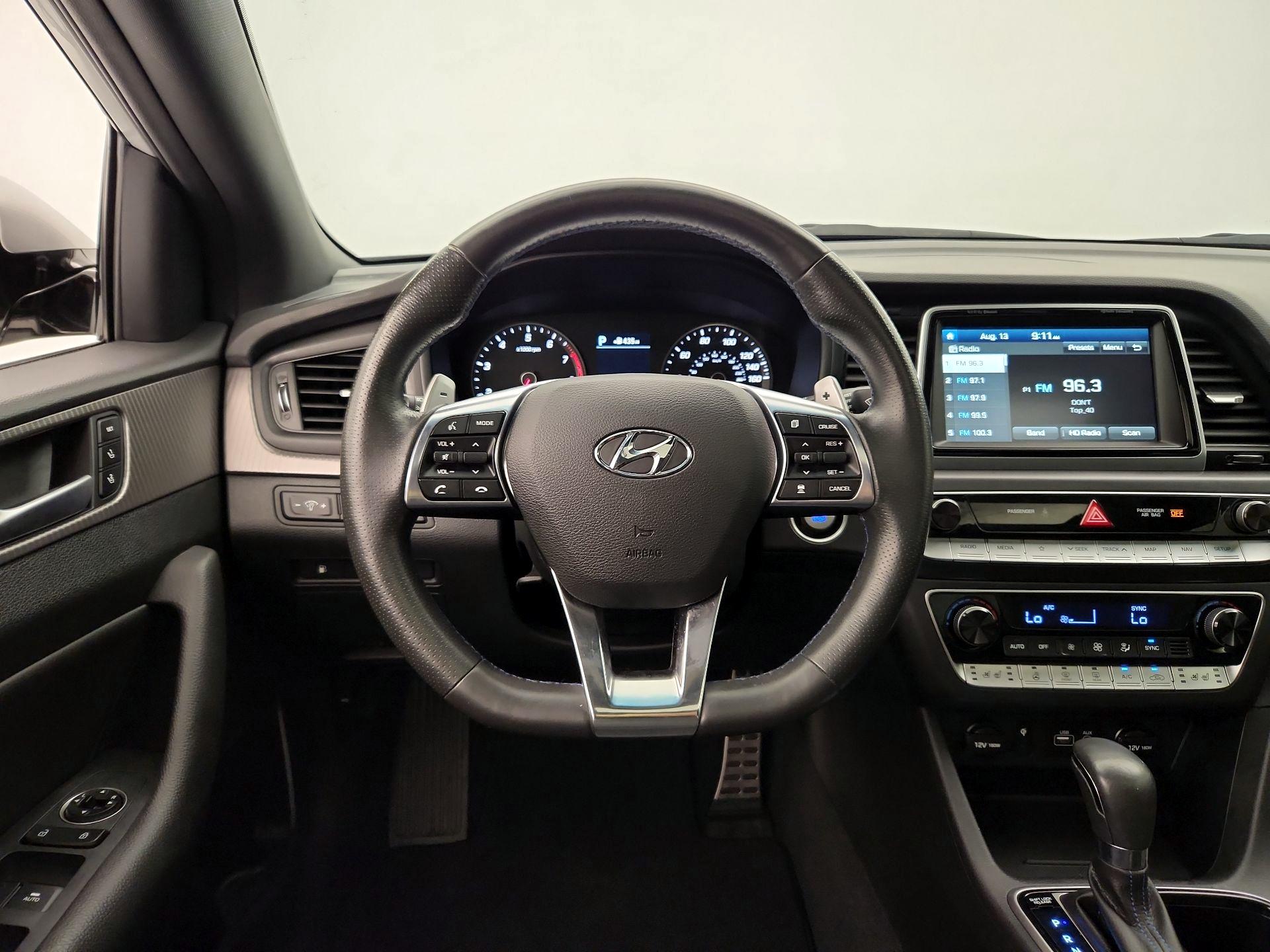 Thumbnail: 2018 Hyundai Sonata - 10