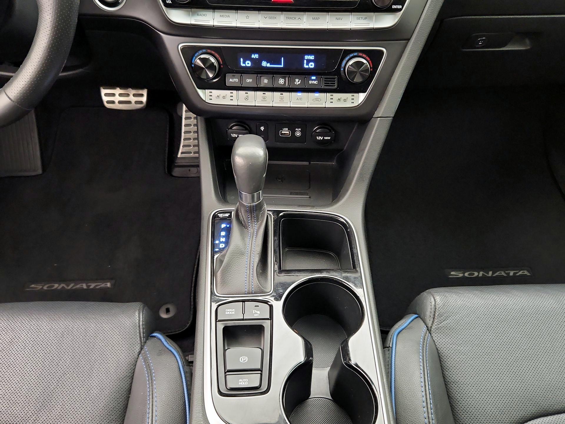 Thumbnail: 2018 Hyundai Sonata - 18