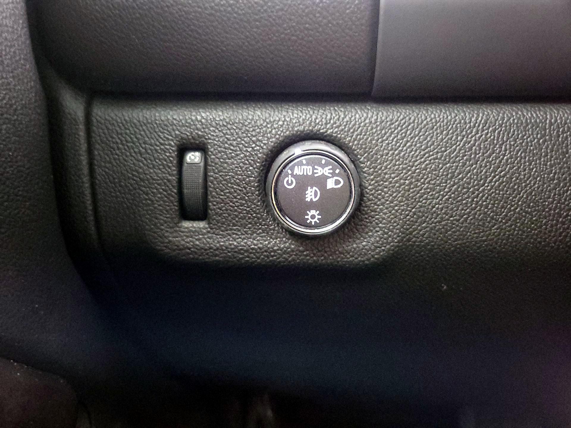 Thumbnail: 2019 GMC Canyon - 13