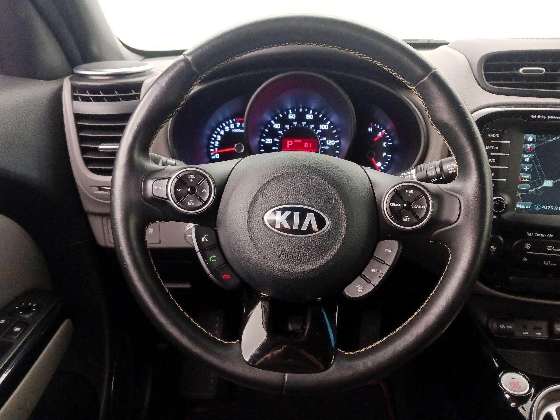 Thumbnail: 2014 Kia Soul - 10