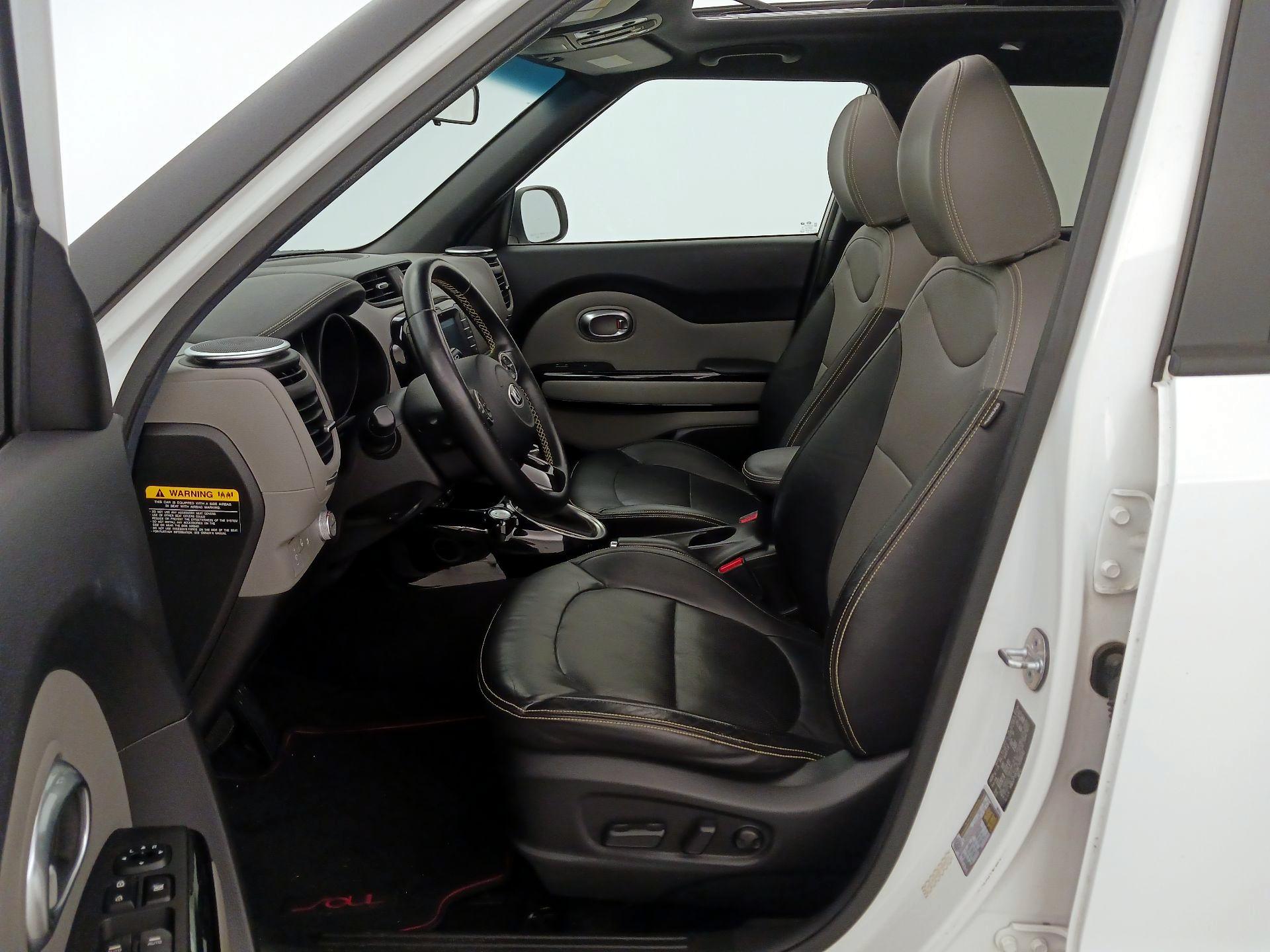 Thumbnail: 2014 Kia Soul - 11