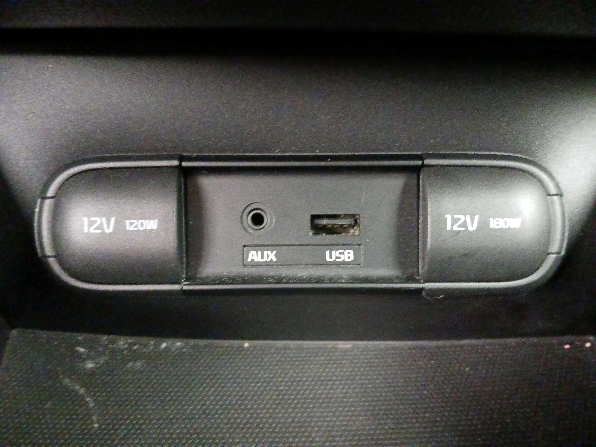 Thumbnail: 2014 Kia Soul - 19