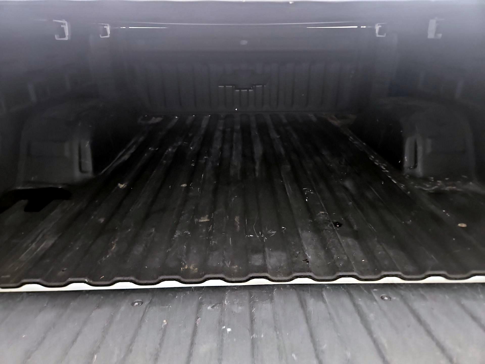 Thumbnail: 2020 Chevrolet Silverado 1500 - 18
