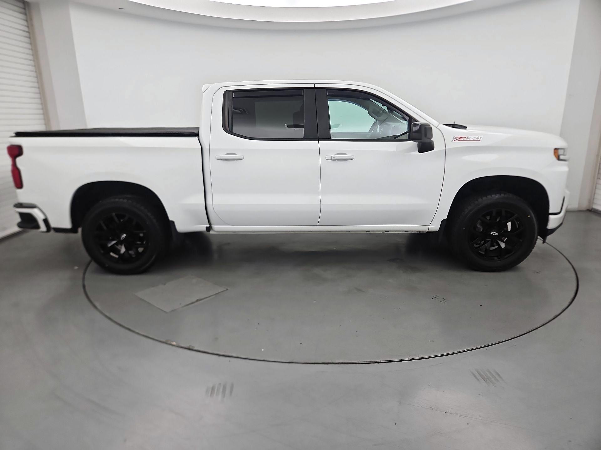 Thumbnail: 2020 Chevrolet Silverado 1500 - 4