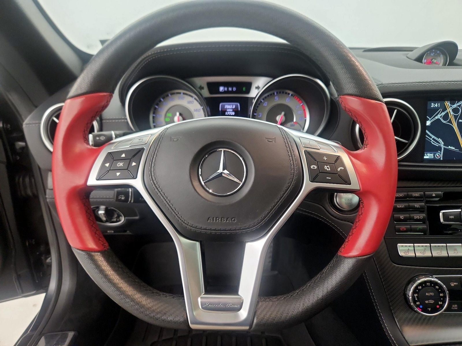 2016 Mercedes-Benz SL-Class SL550 - Photo 11