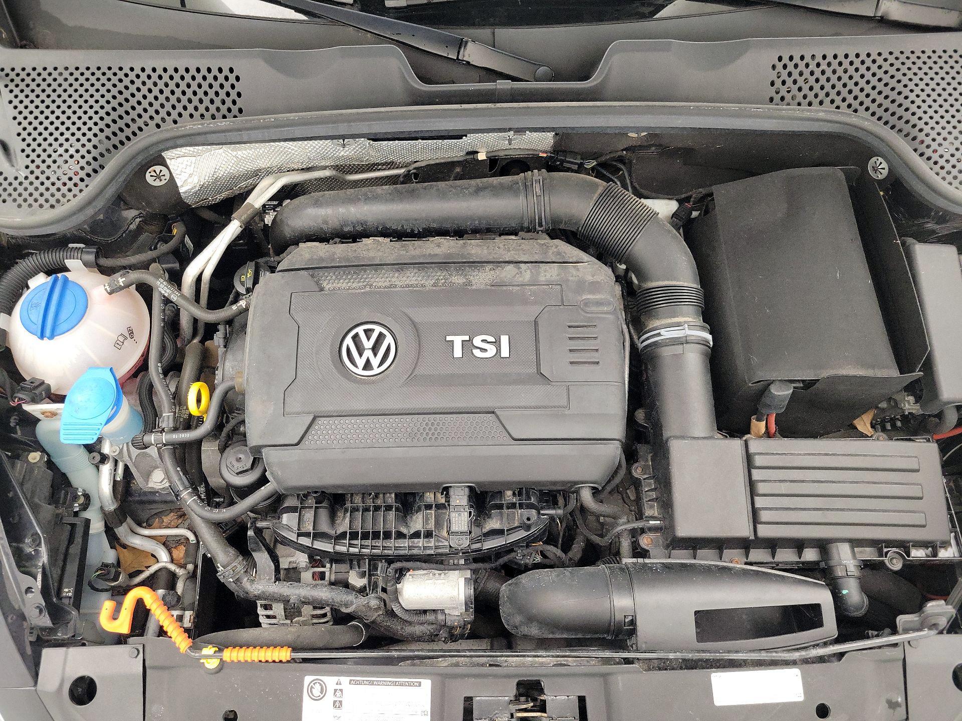 Thumbnail: 2014 Volkswagen Beetle - 20