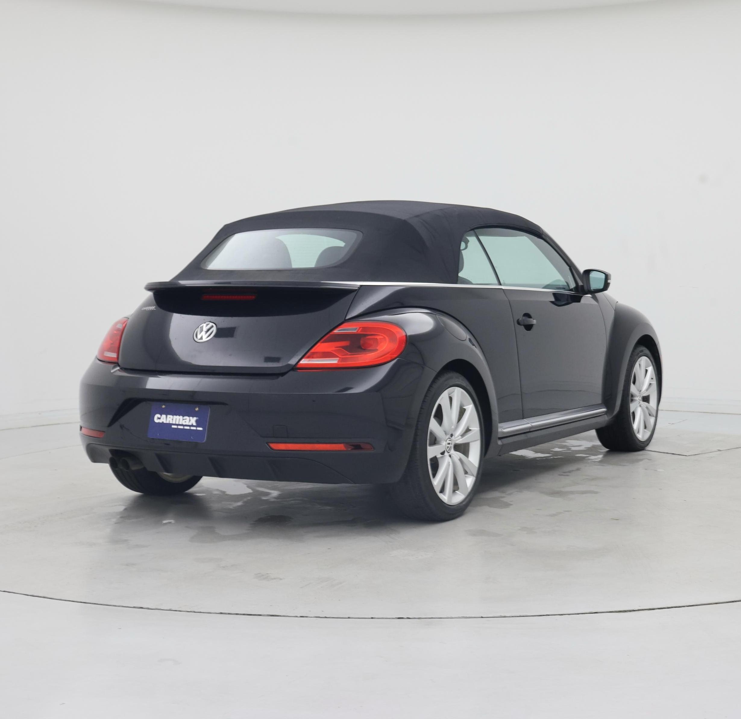 Thumbnail: 2014 Volkswagen Beetle - 8
