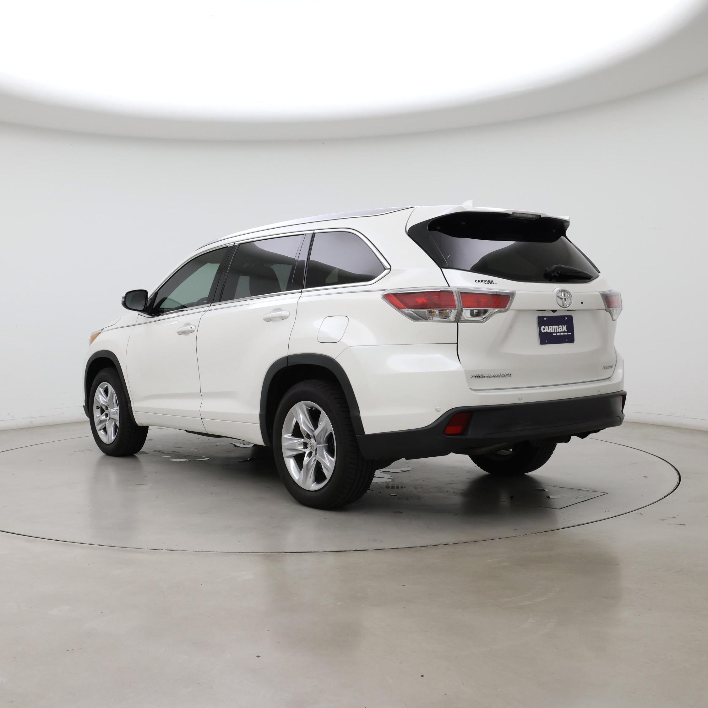 Thumbnail: 2014 Toyota Highlander - 2