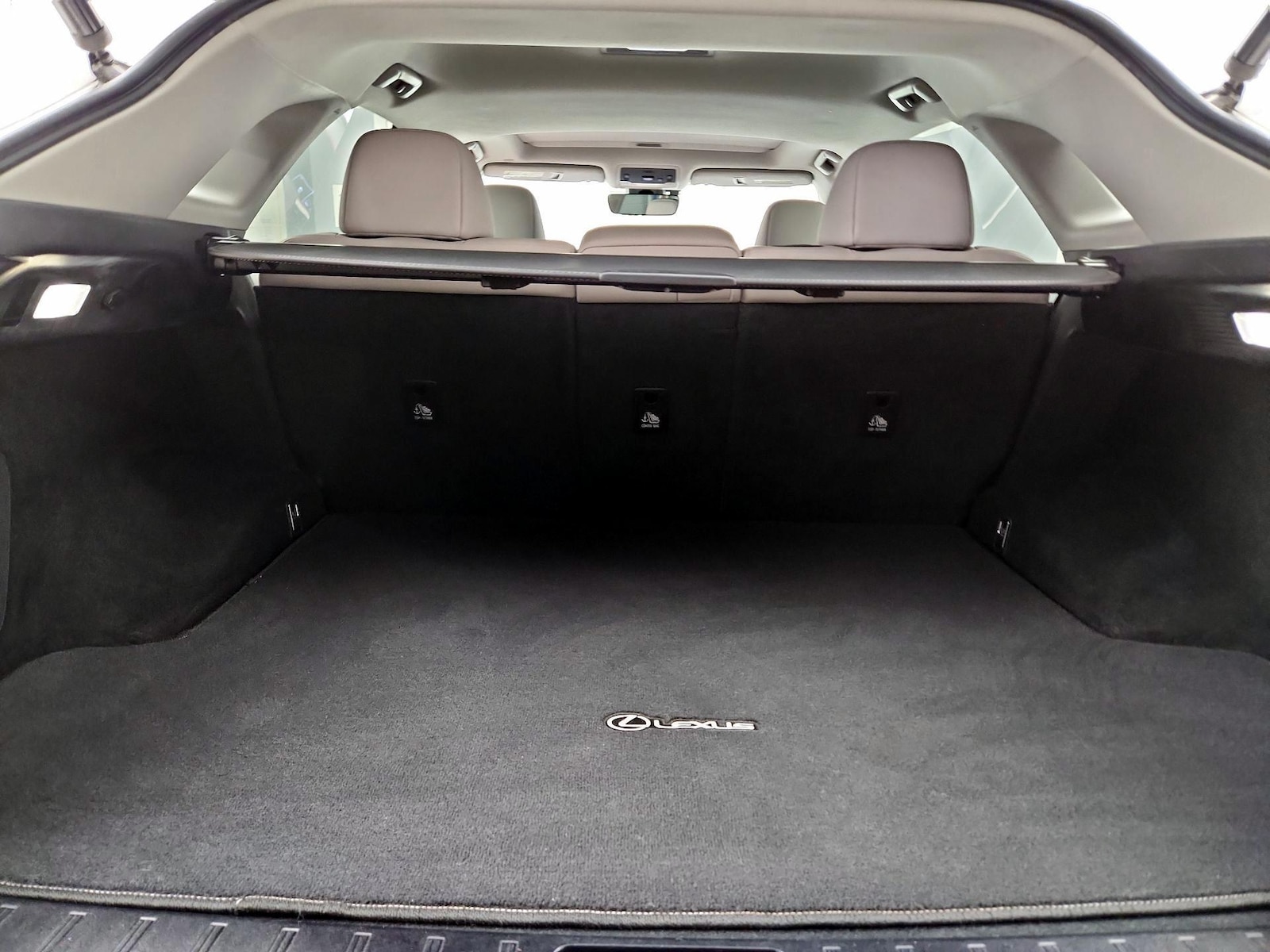 2020 Lexus RX 350 - Photo 23