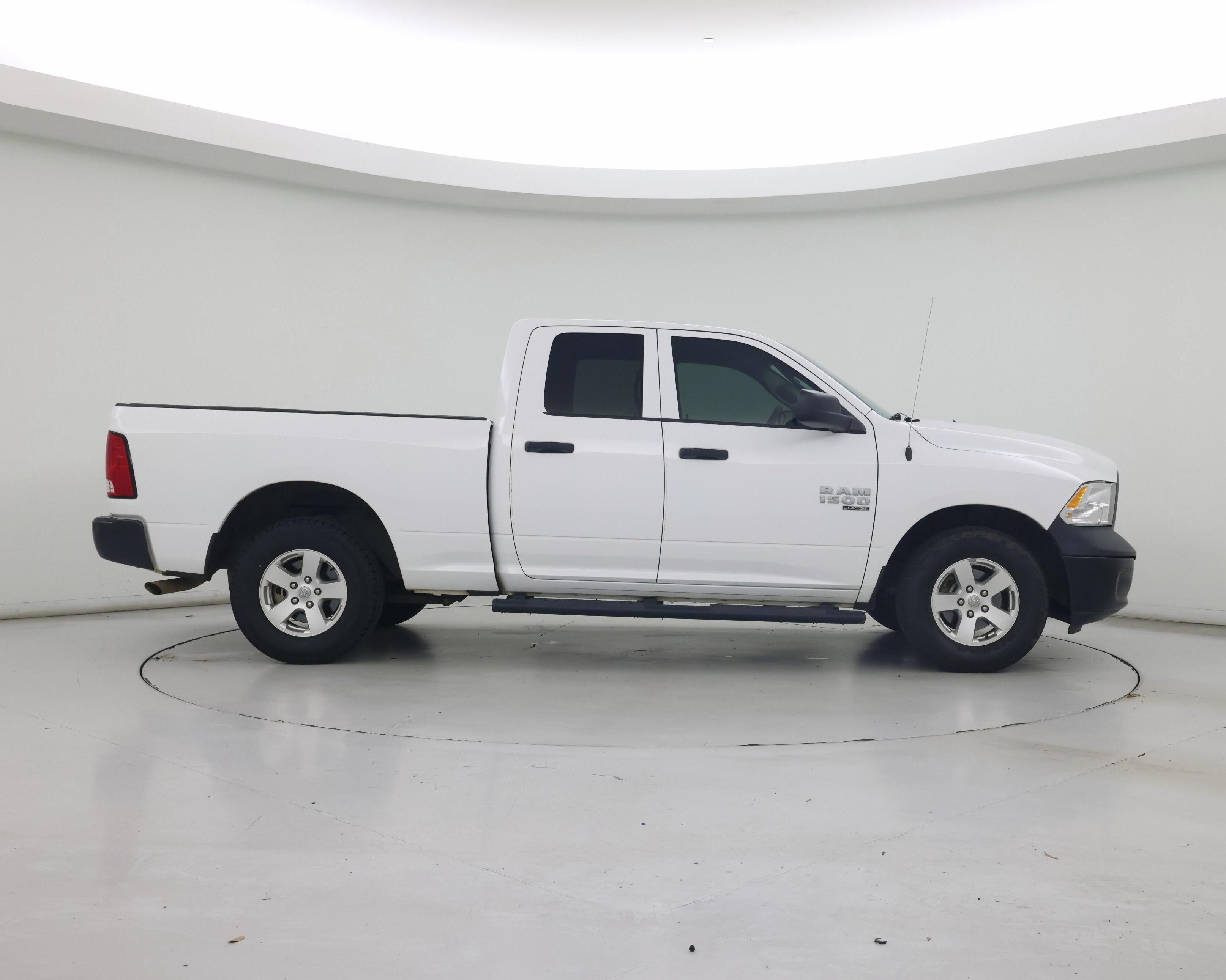 Thumbnail: 2019 RAM 1500 Classic - 7