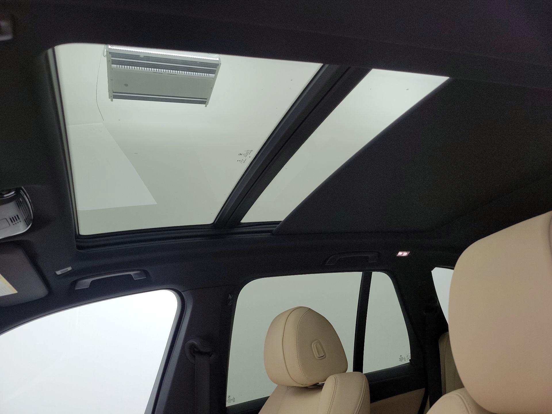 Thumbnail: 2021 BMW X5 - 20