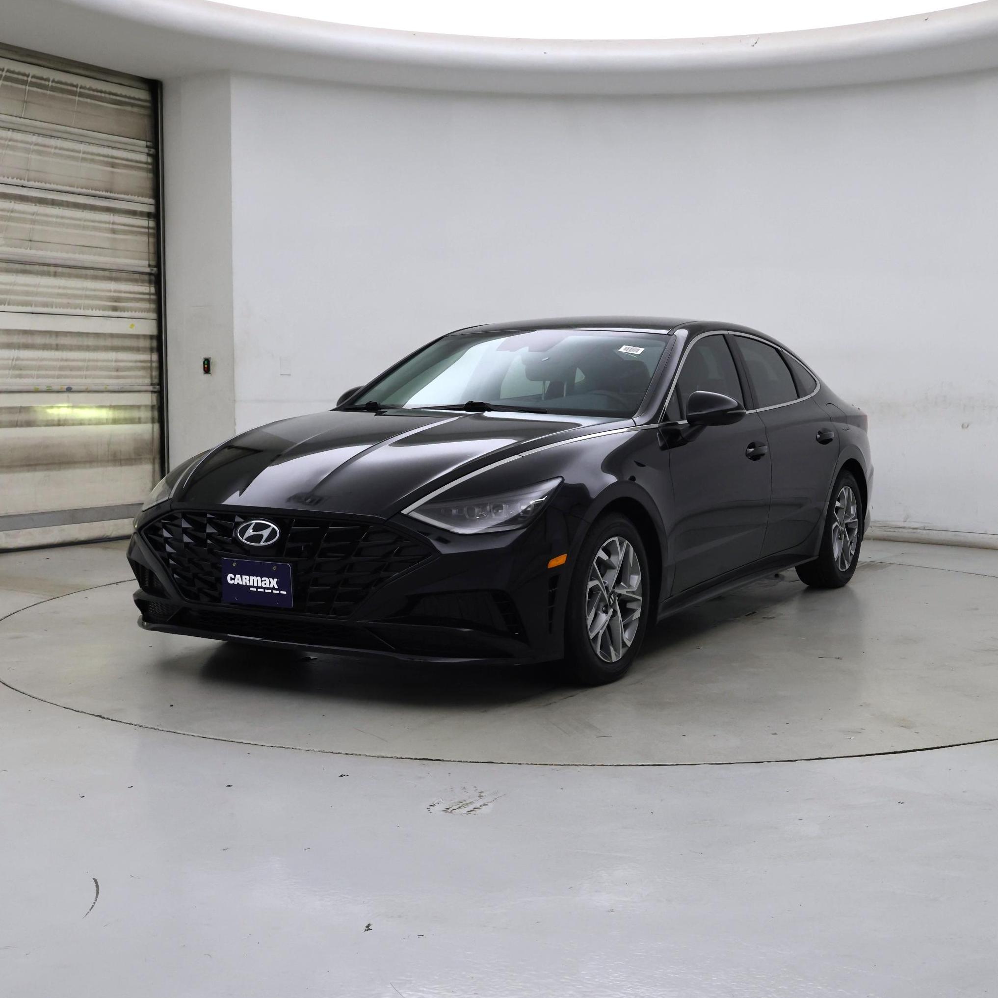 Thumbnail: 2023 Hyundai Sonata - 4