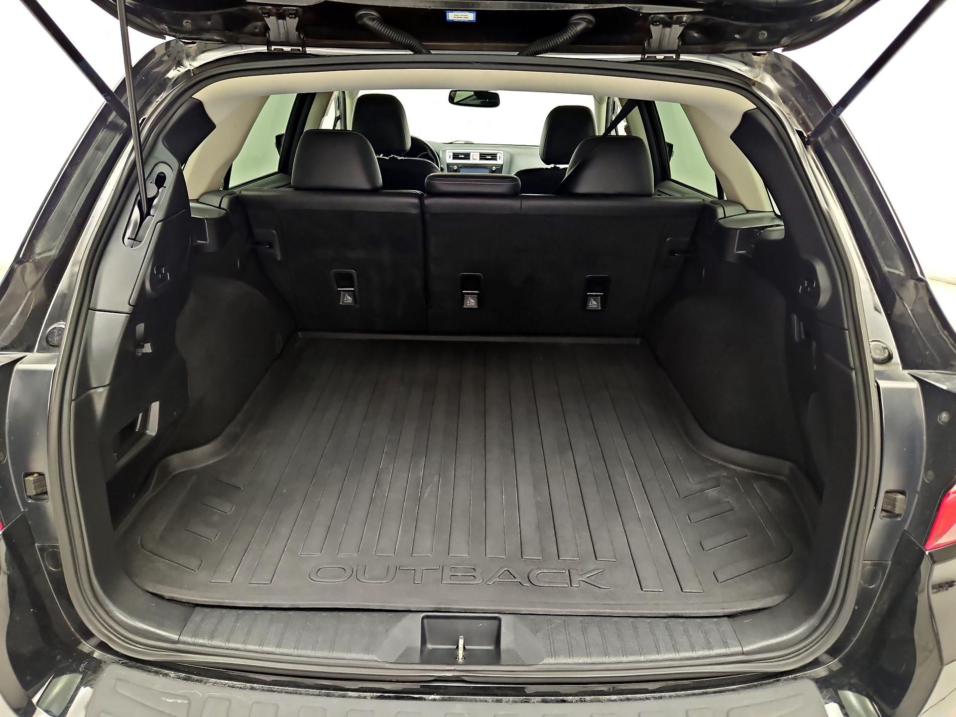 Thumbnail: 2017 Subaru Outback - 18