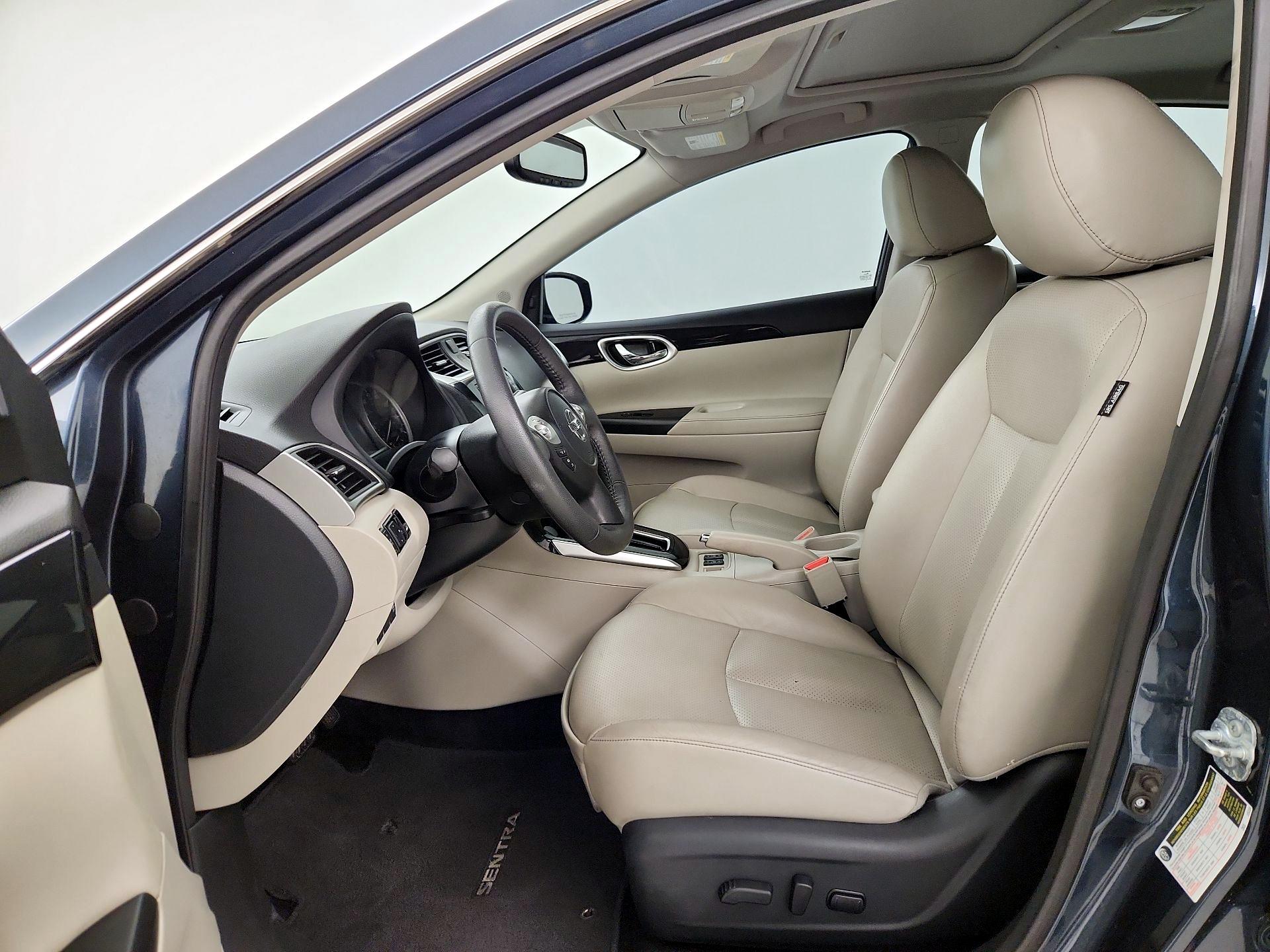 Thumbnail: 2016 Nissan Sentra - 11