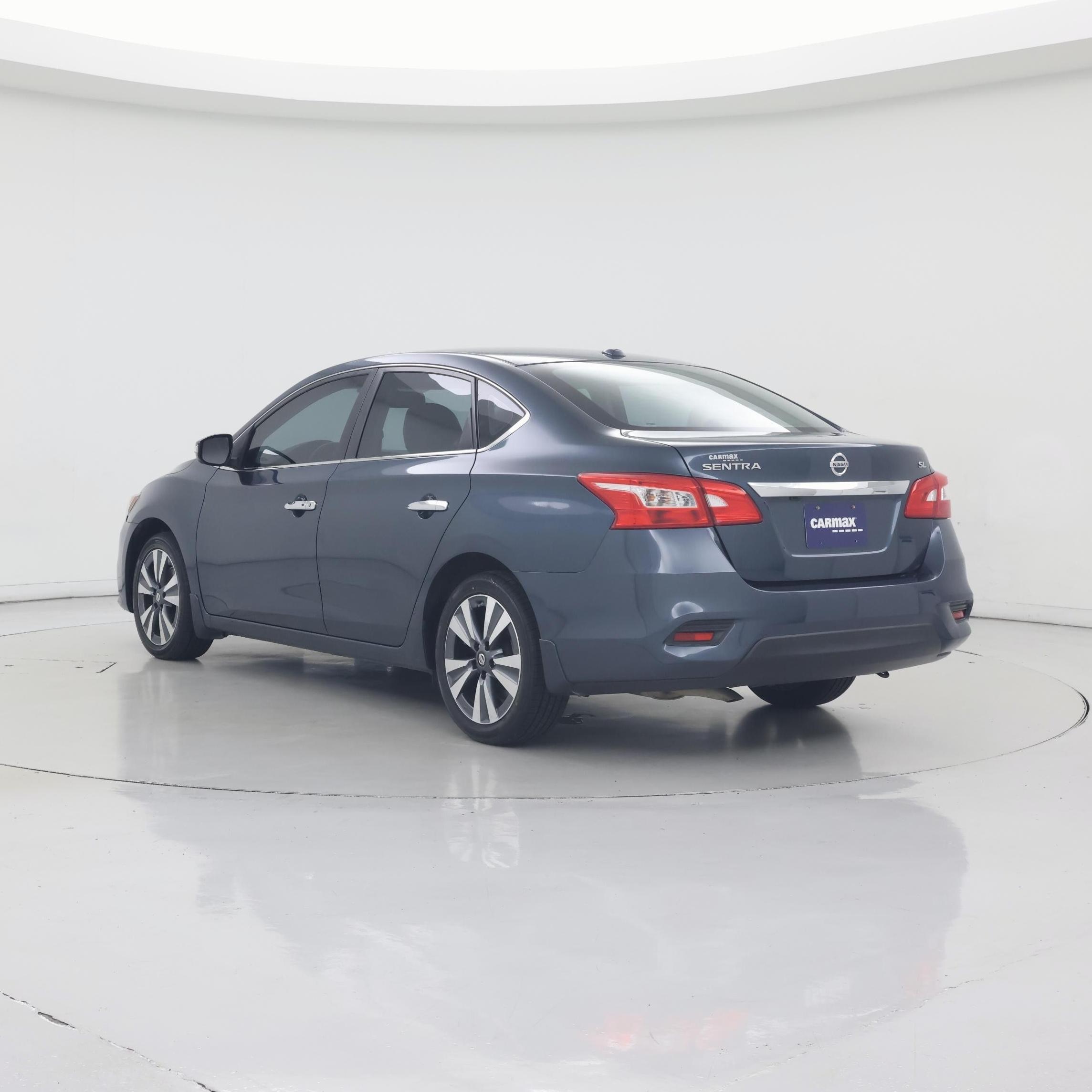 Thumbnail: 2016 Nissan Sentra - 2