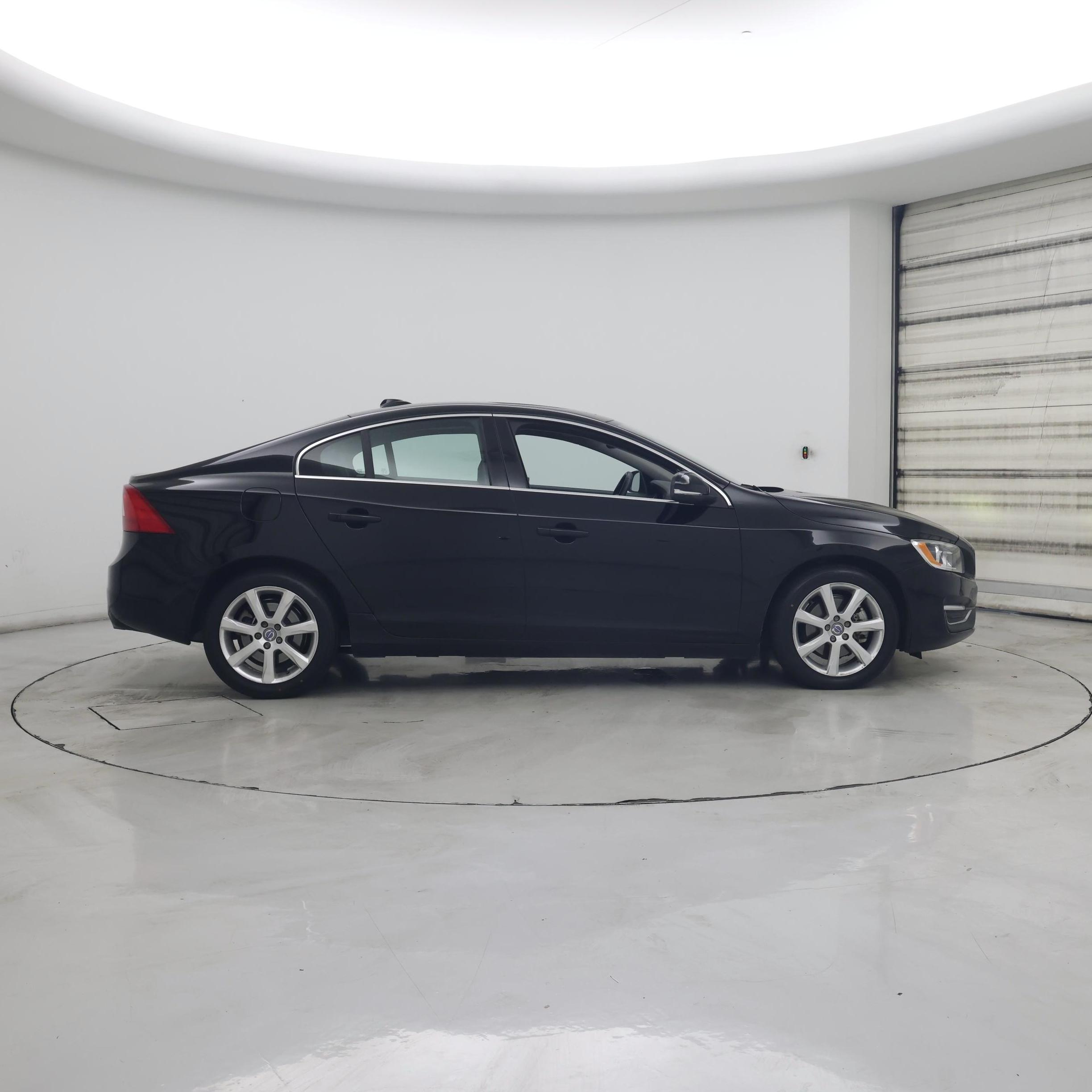 Thumbnail: 2016 Volvo S60 - 7