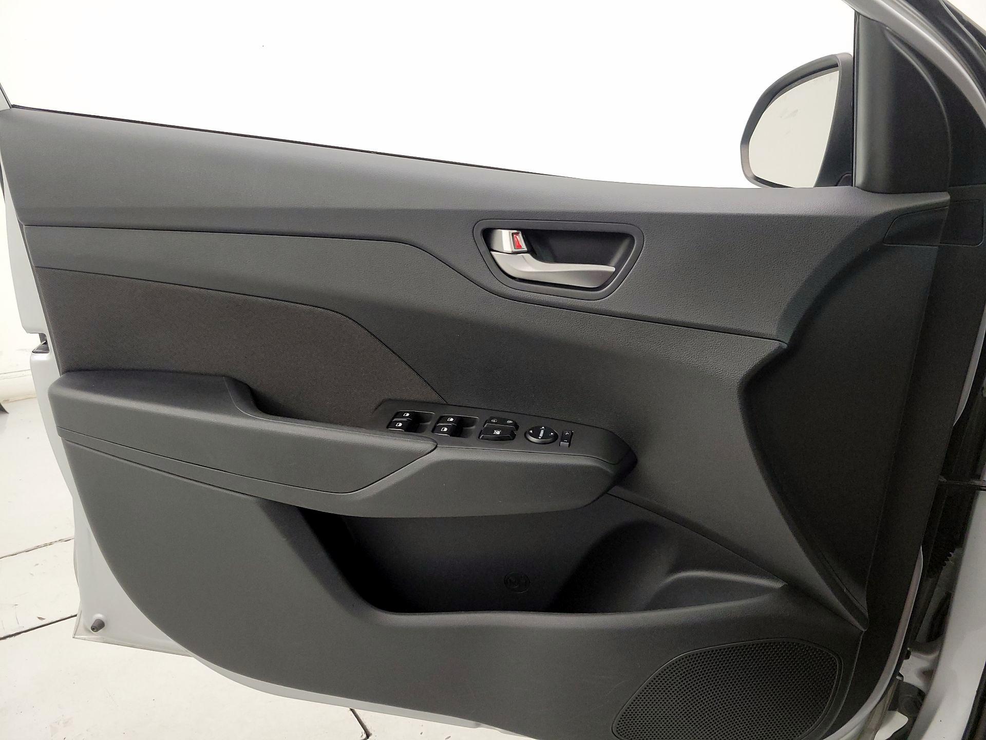 Thumbnail: 2021 Hyundai Accent - 12