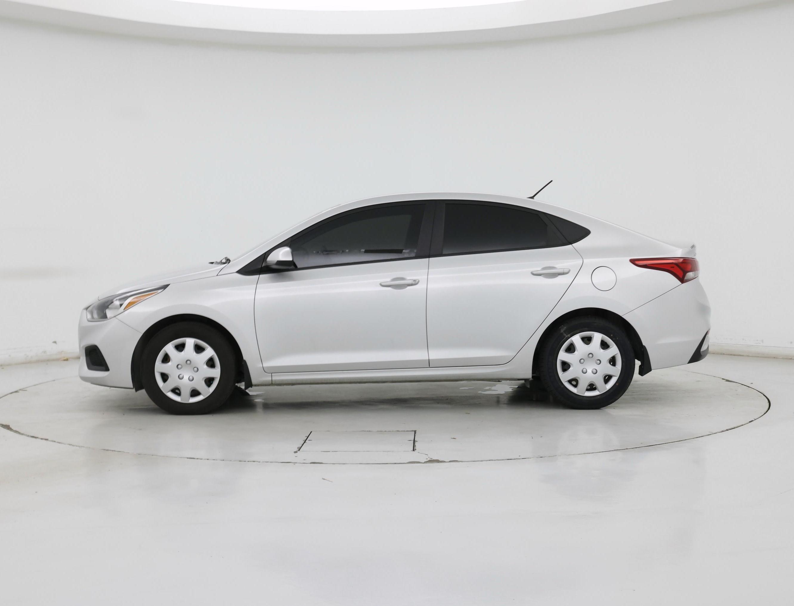 Thumbnail: 2021 Hyundai Accent - 3