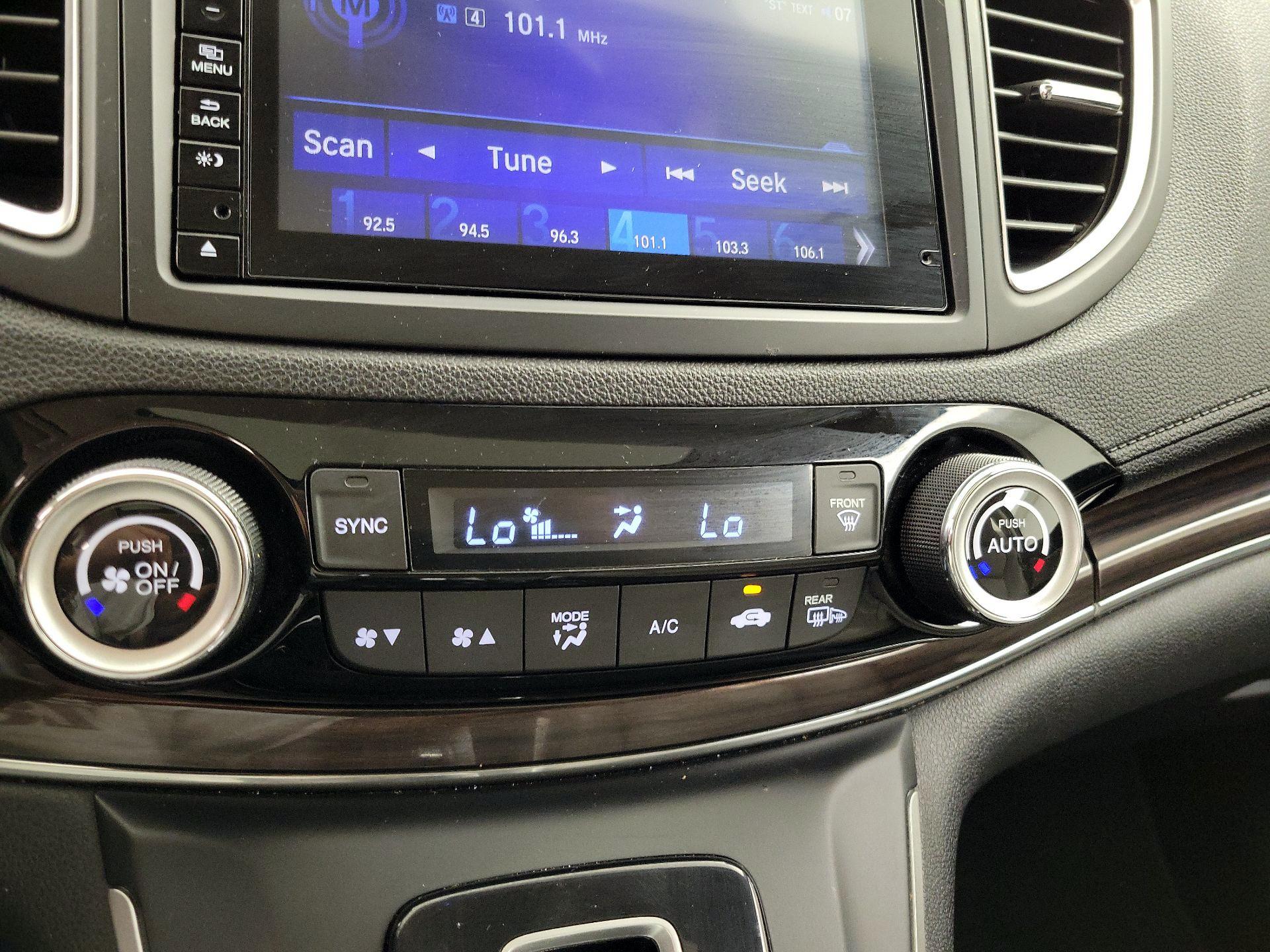 Thumbnail: 2016 Honda CR-V - 16