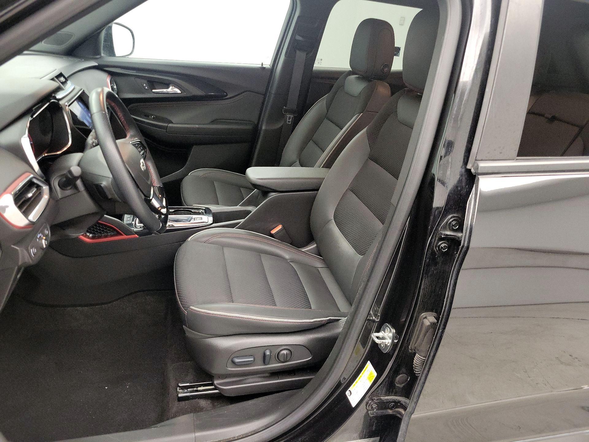 Thumbnail: 2023 Chevrolet TrailBlazer - 11