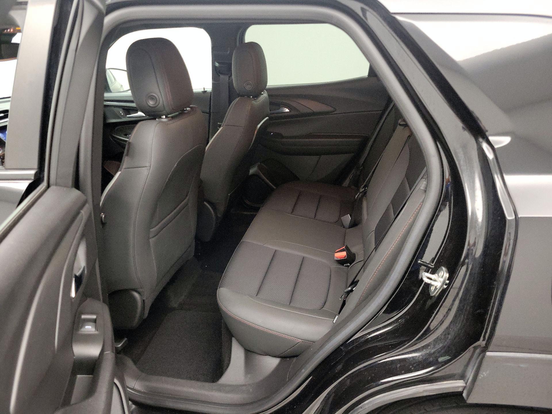 Thumbnail: 2023 Chevrolet TrailBlazer - 20